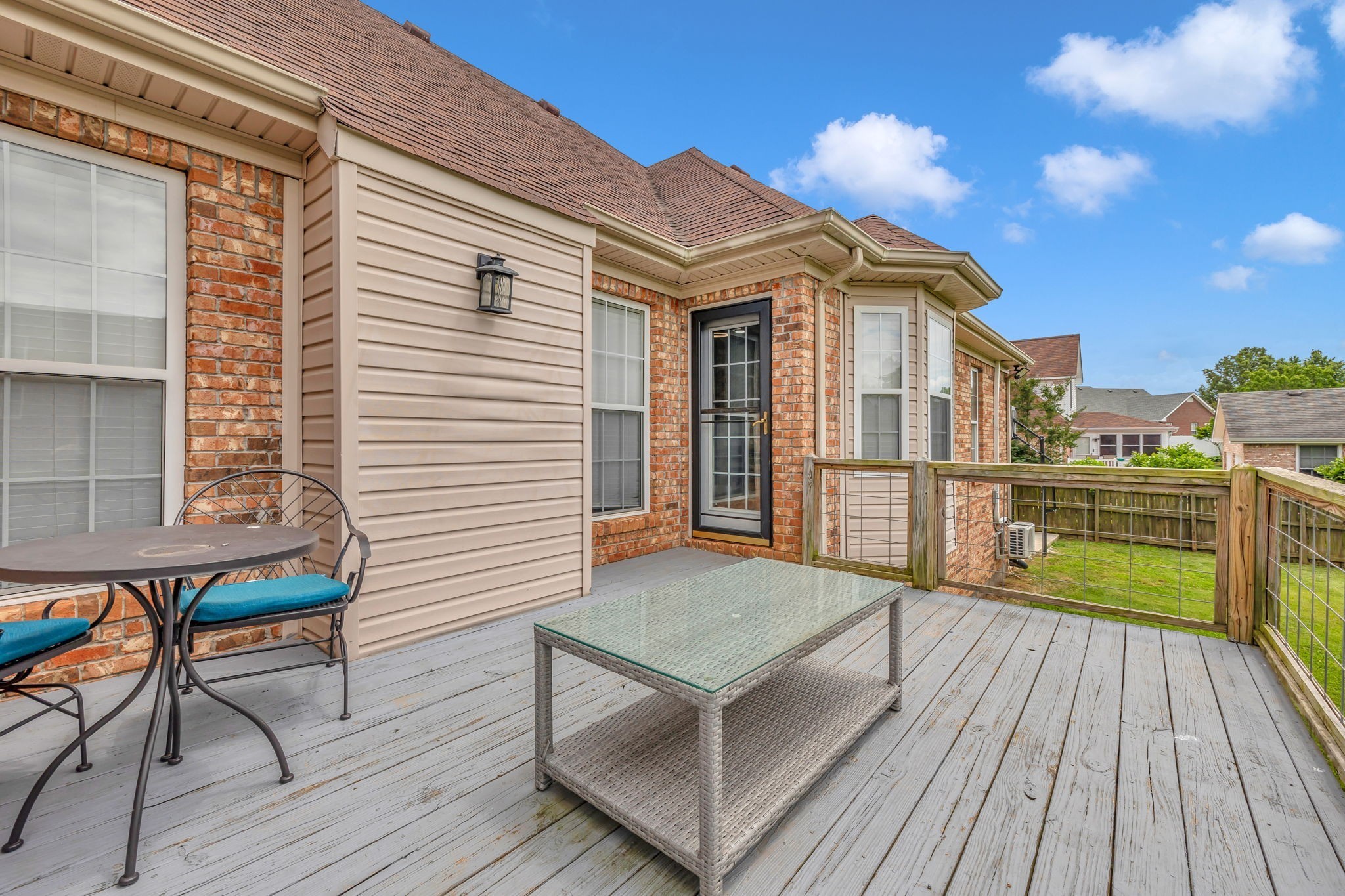 4268 N Woodstock Dr