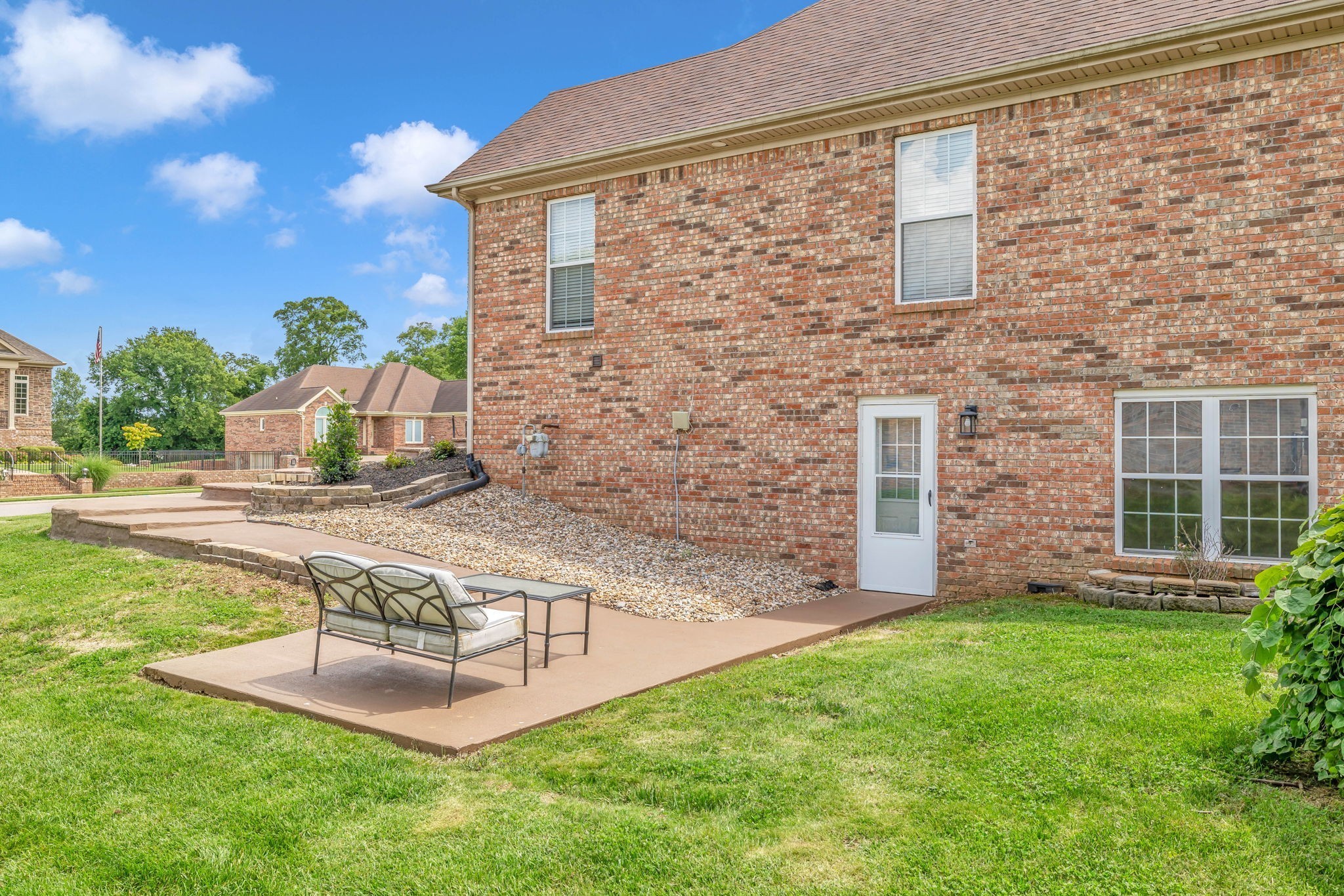 4268 N Woodstock Dr
