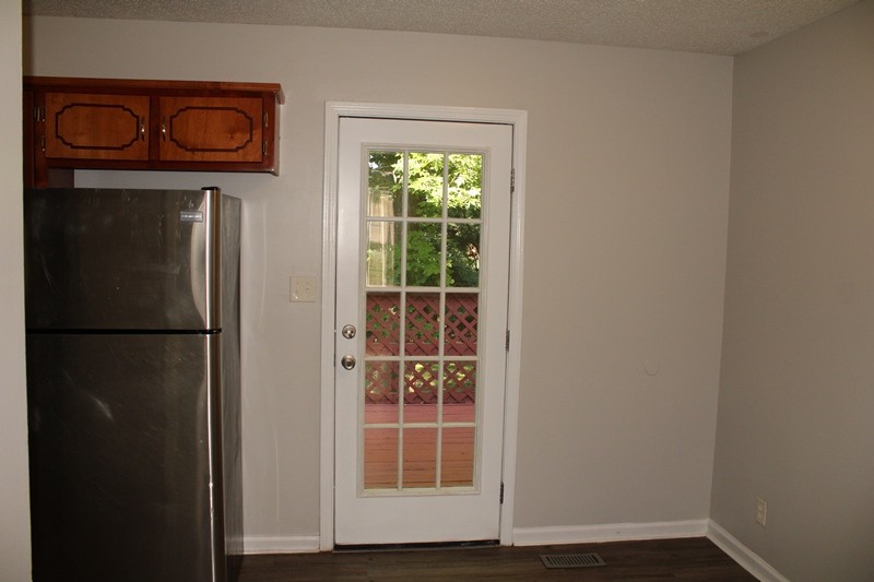 313 Lafayette Point Cir