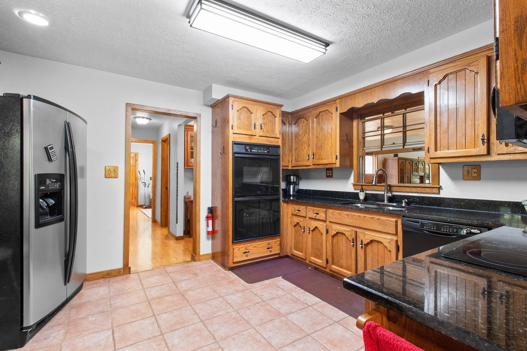 930 Roberts Rd