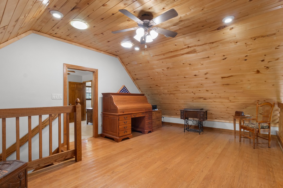 930 Roberts Rd