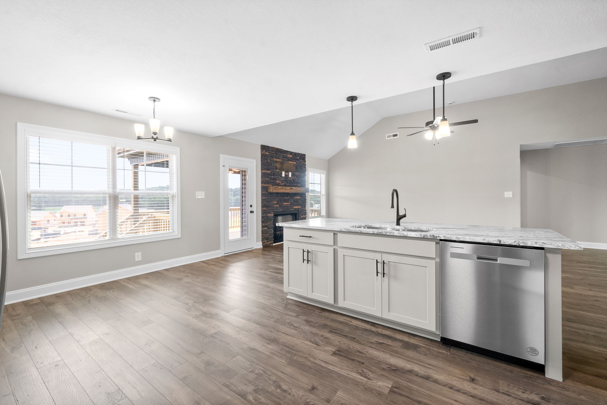 227 Cardinal Creek