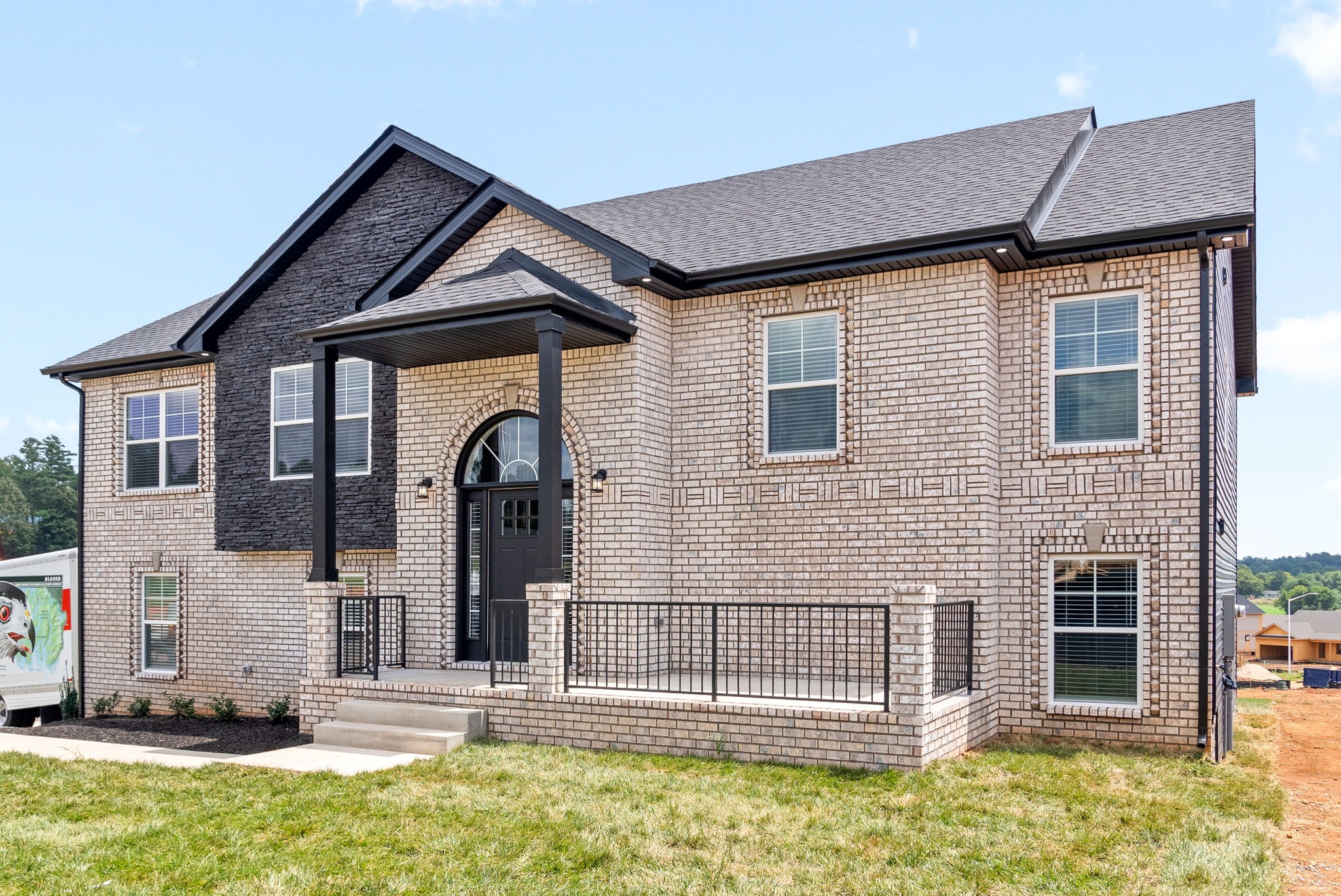 227 Cardinal Creek