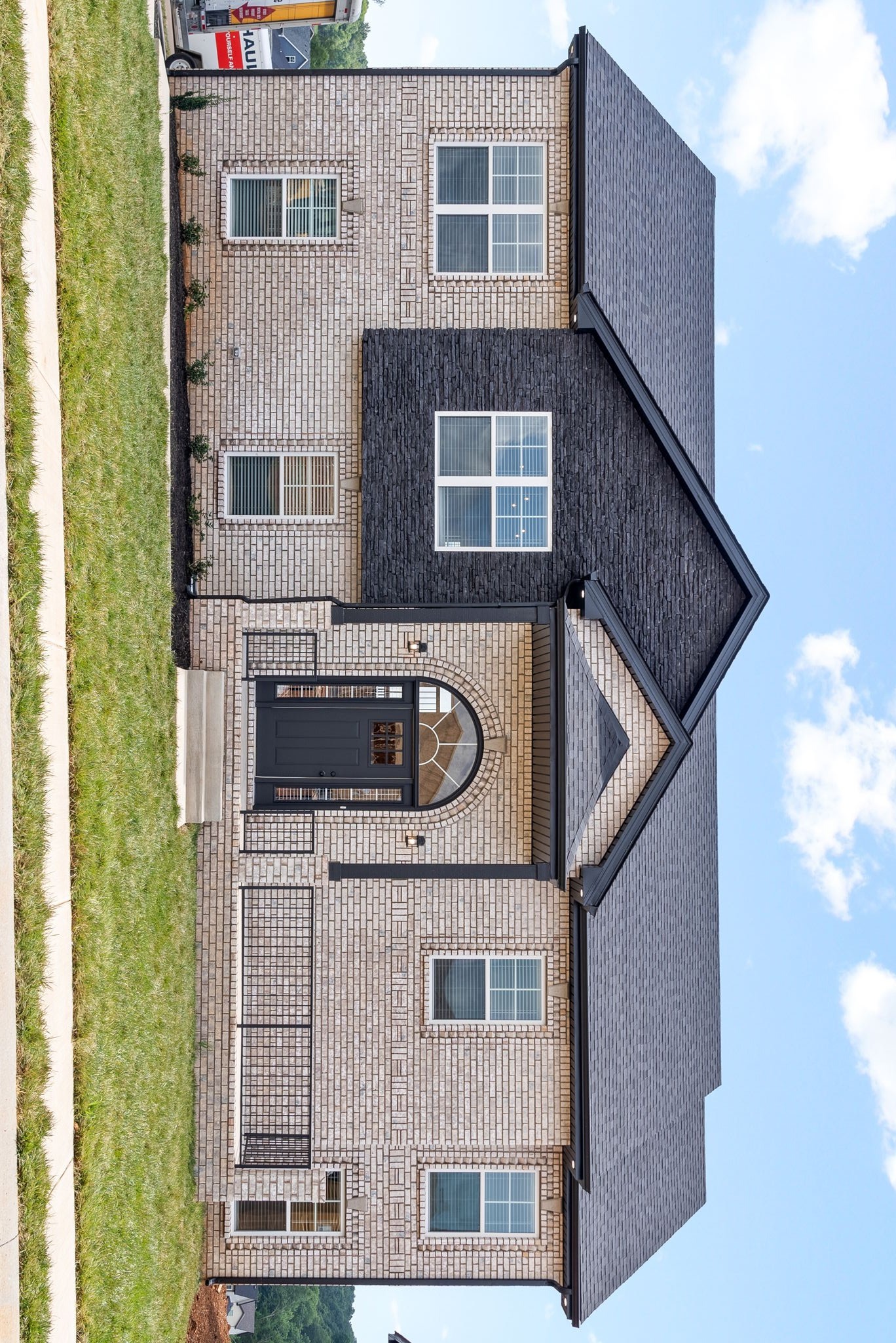 227 Cardinal Creek