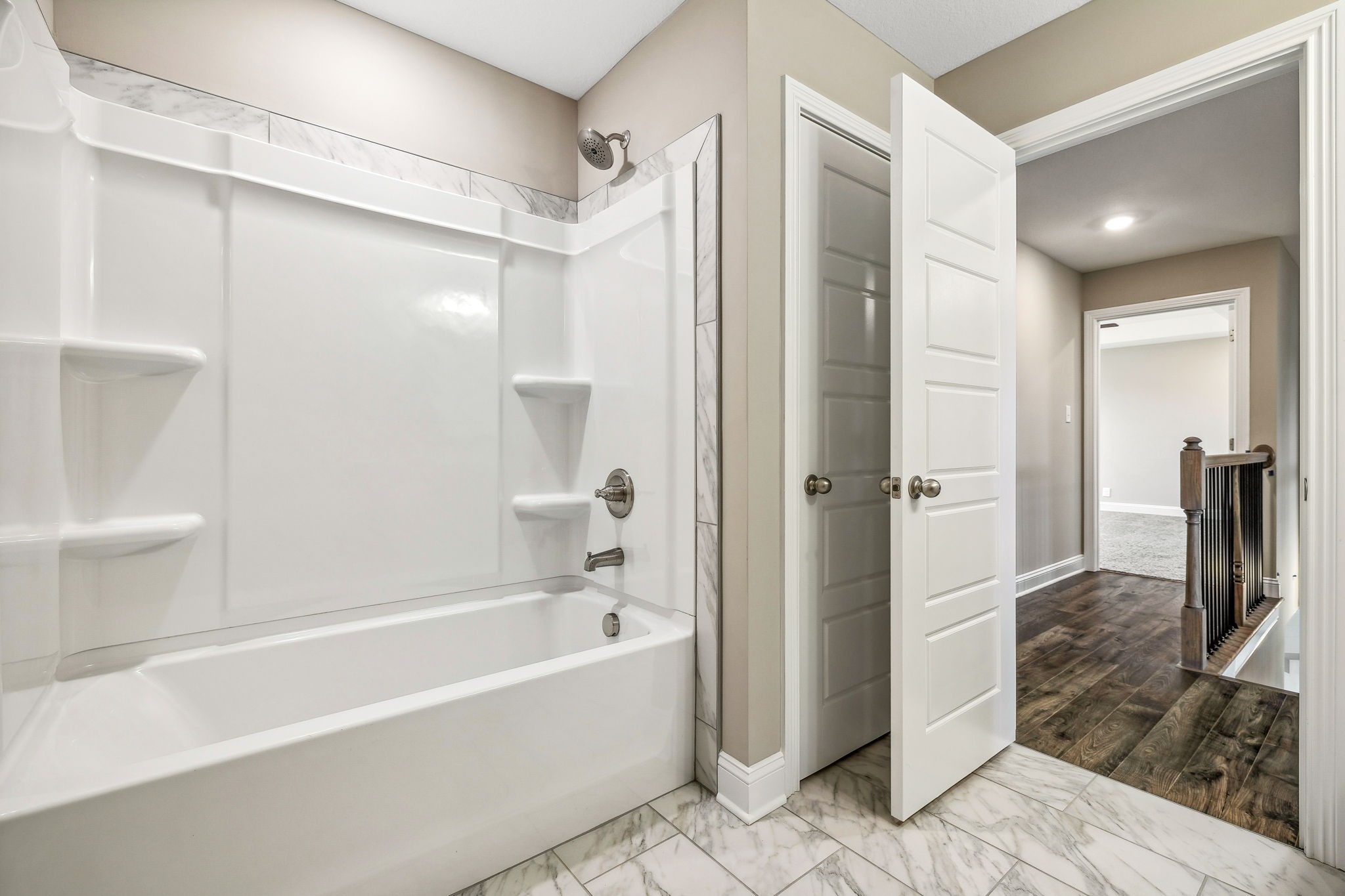 182 Cardinal Creek