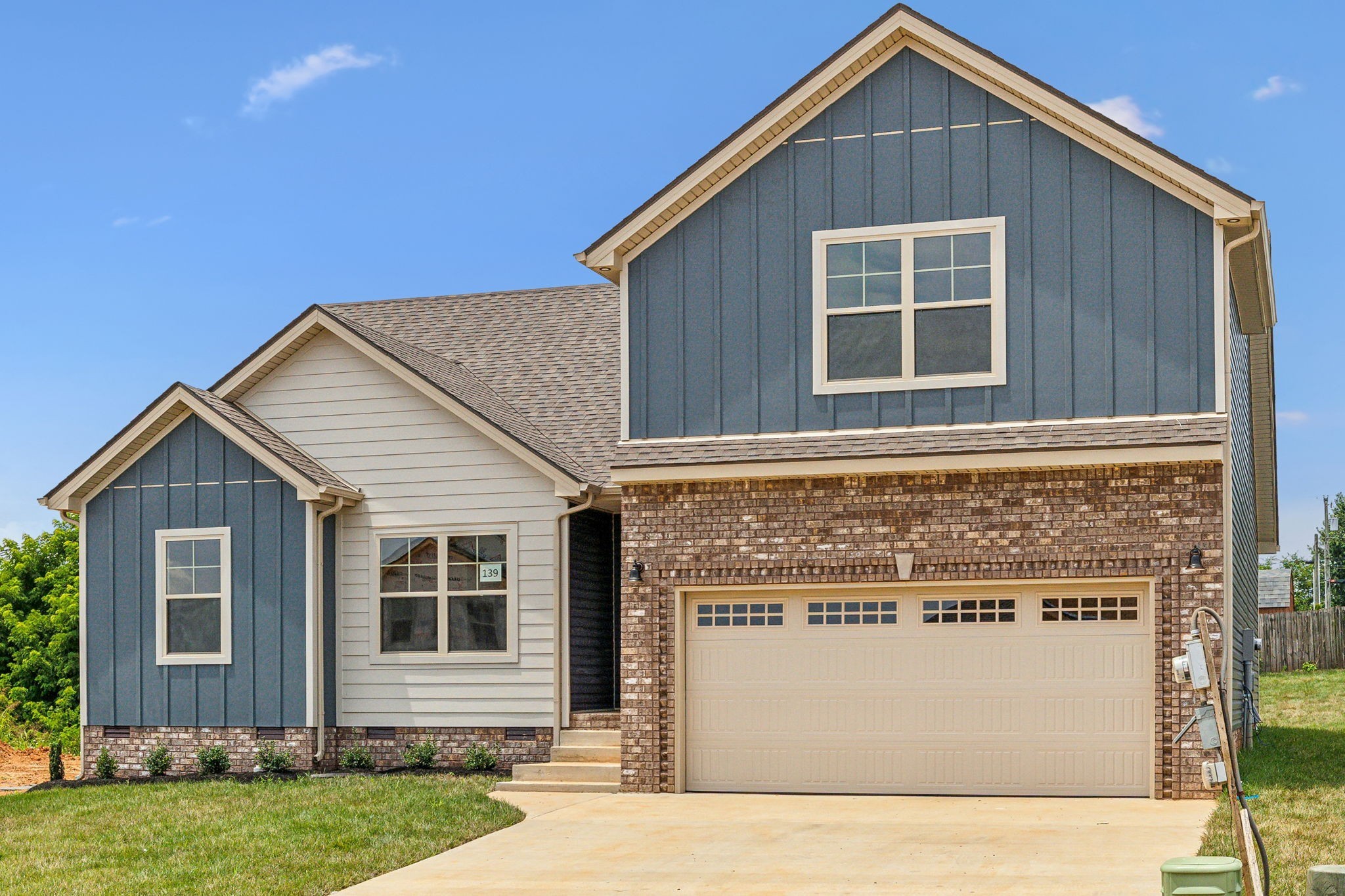 872 Macon Ln