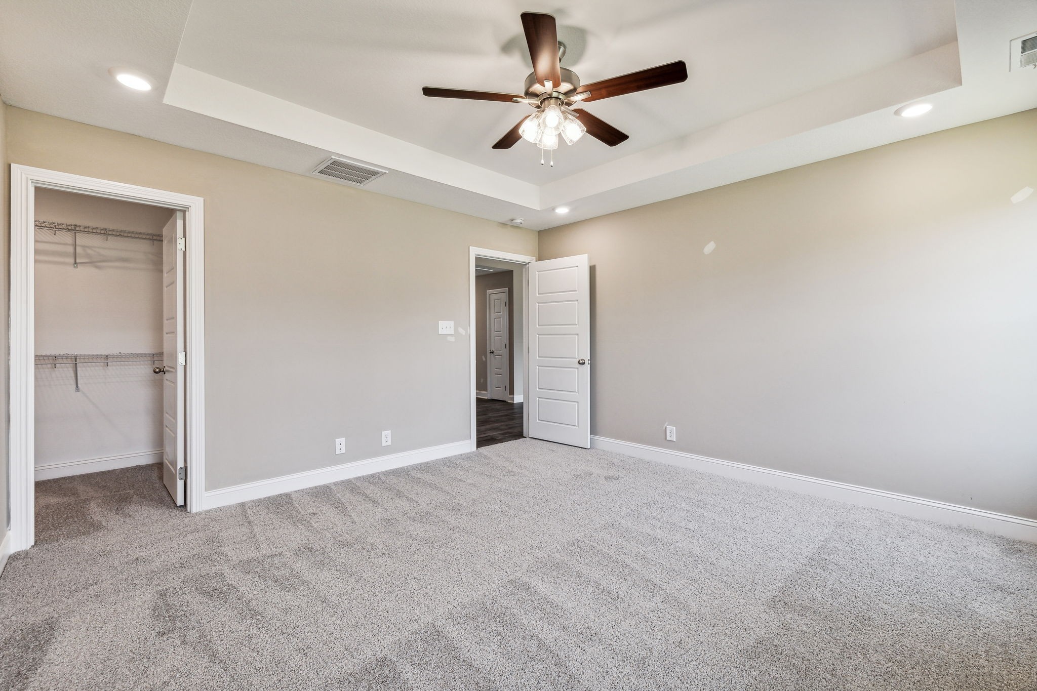 872 Macon Ln