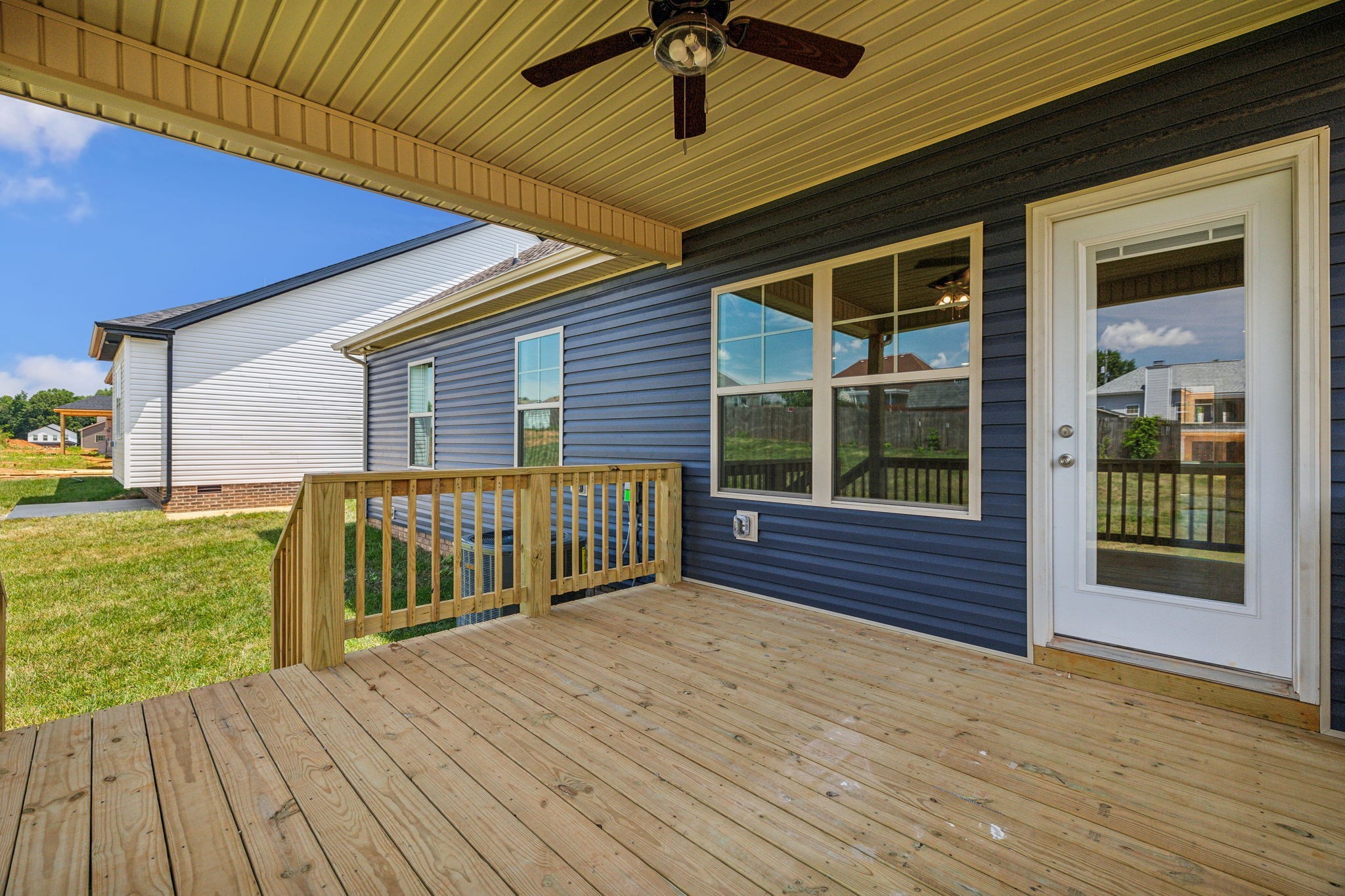 872 Macon Ln