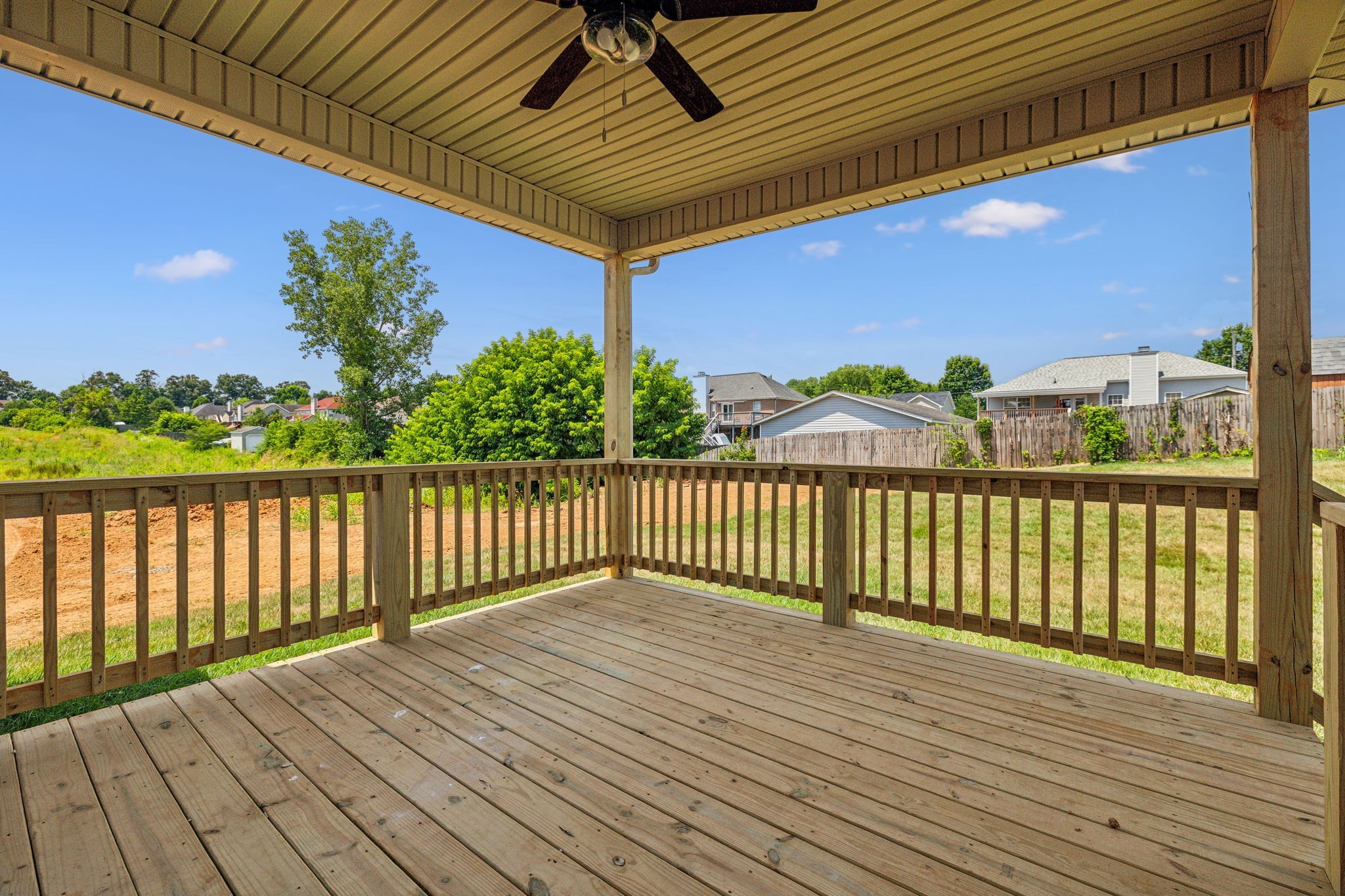 872 Macon Ln