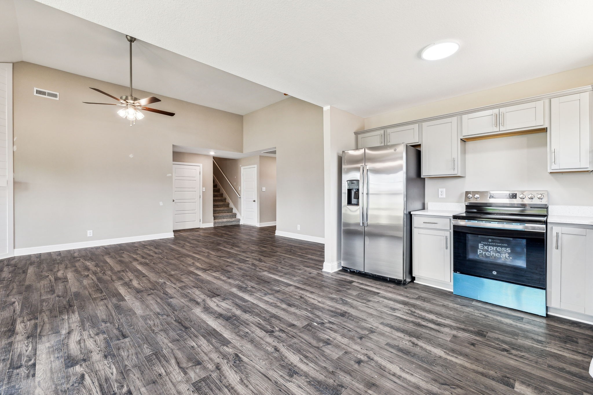 872 Macon Ln