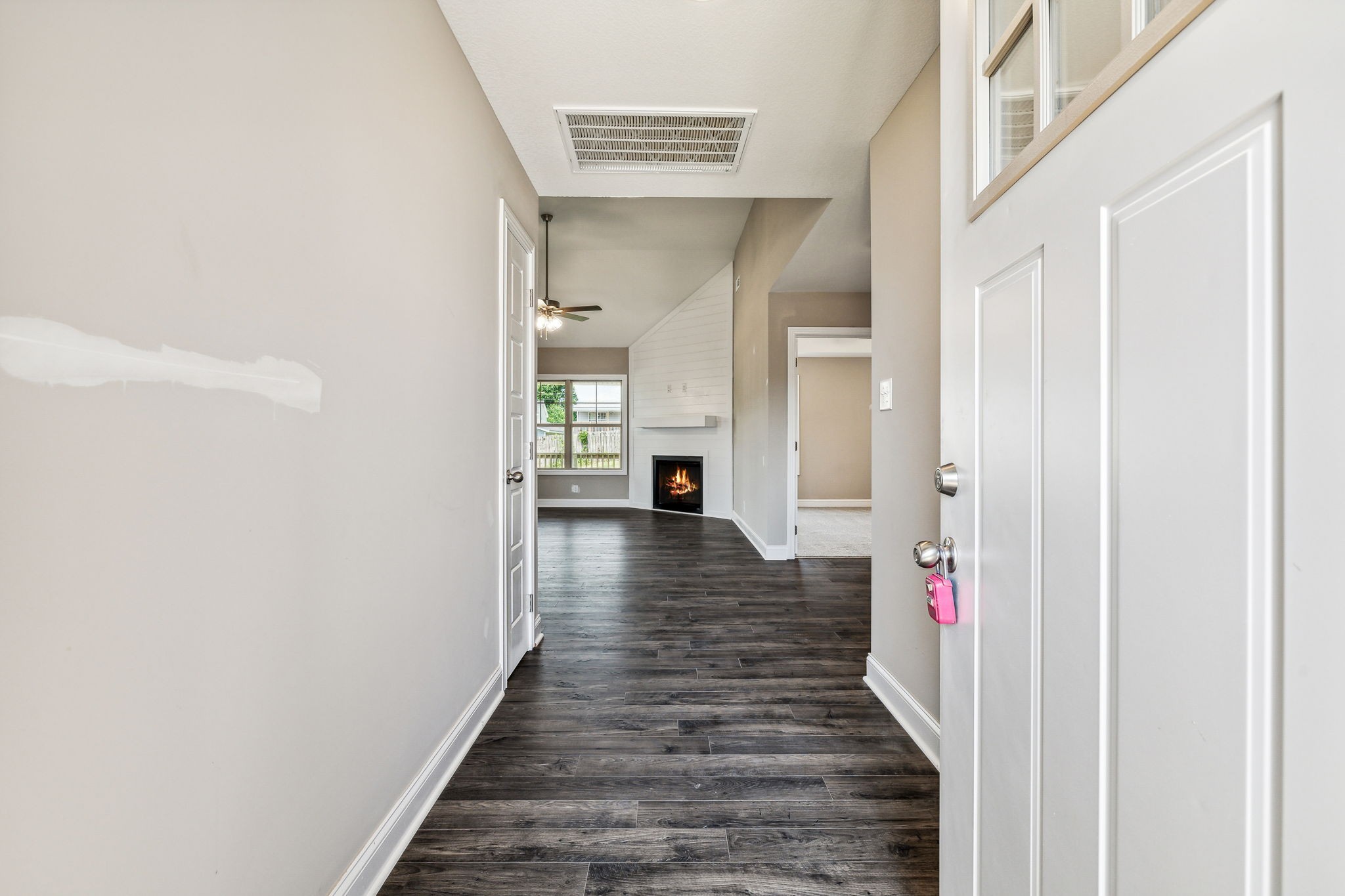 872 Macon Ln