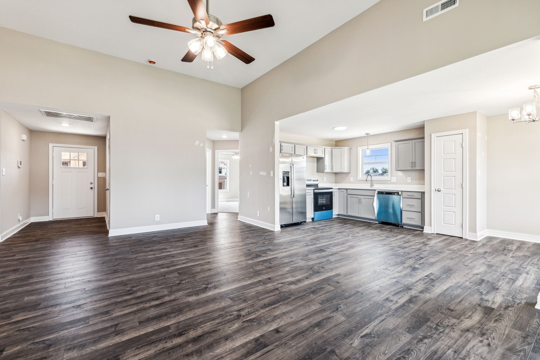 872 Macon Ln