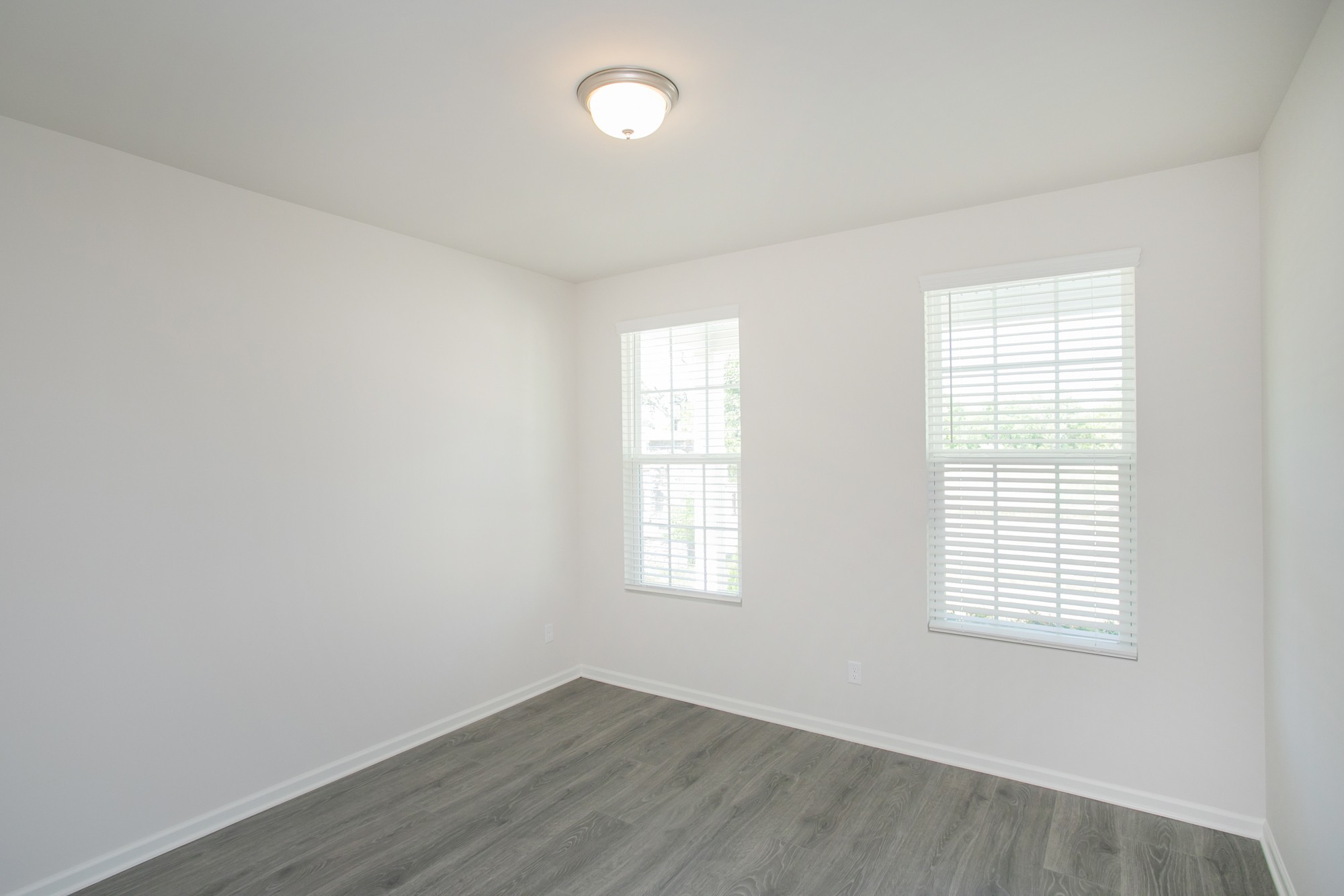 1009 Laural Valley Lane