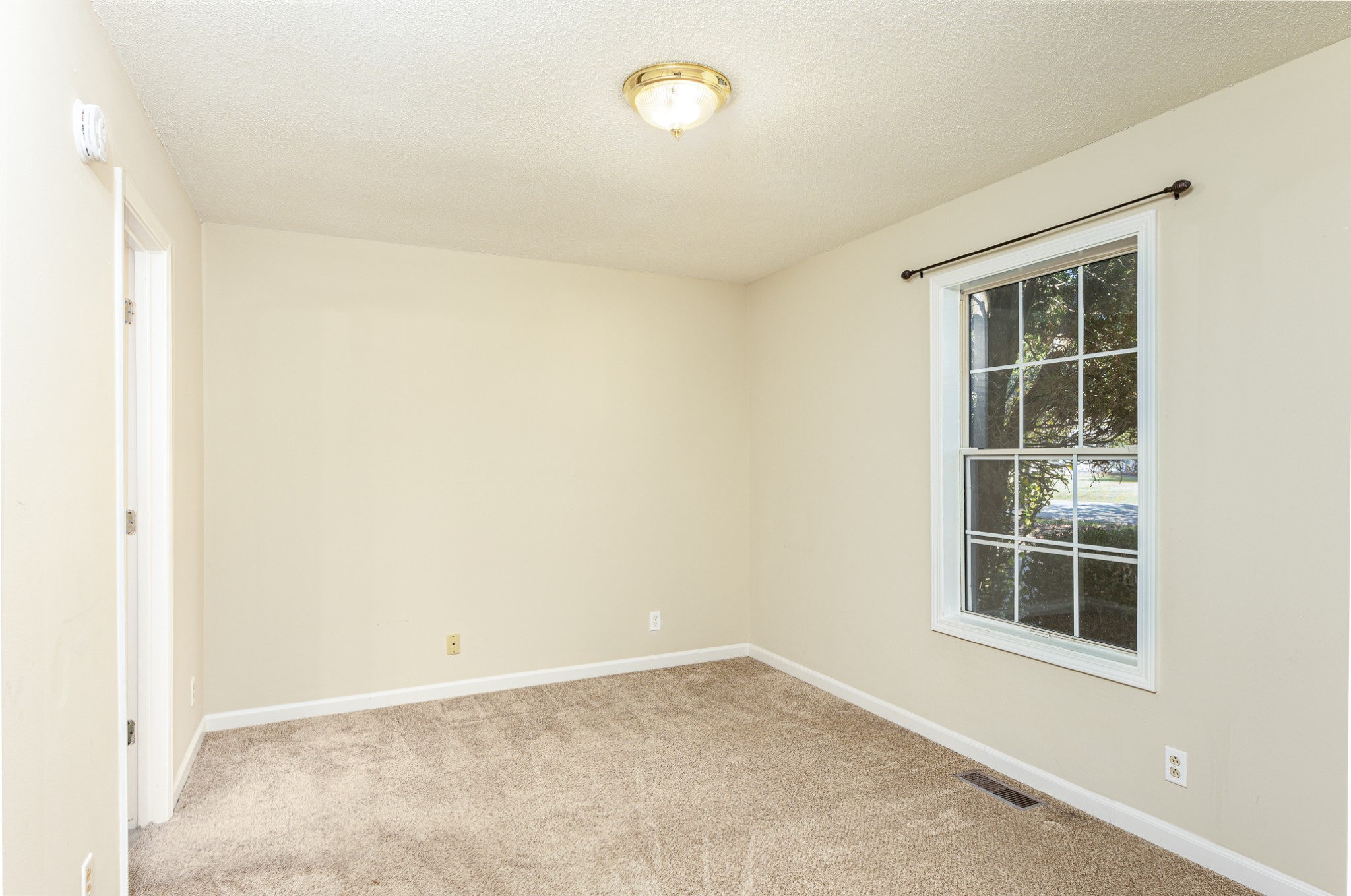 1054 Merritt Lewis Ln