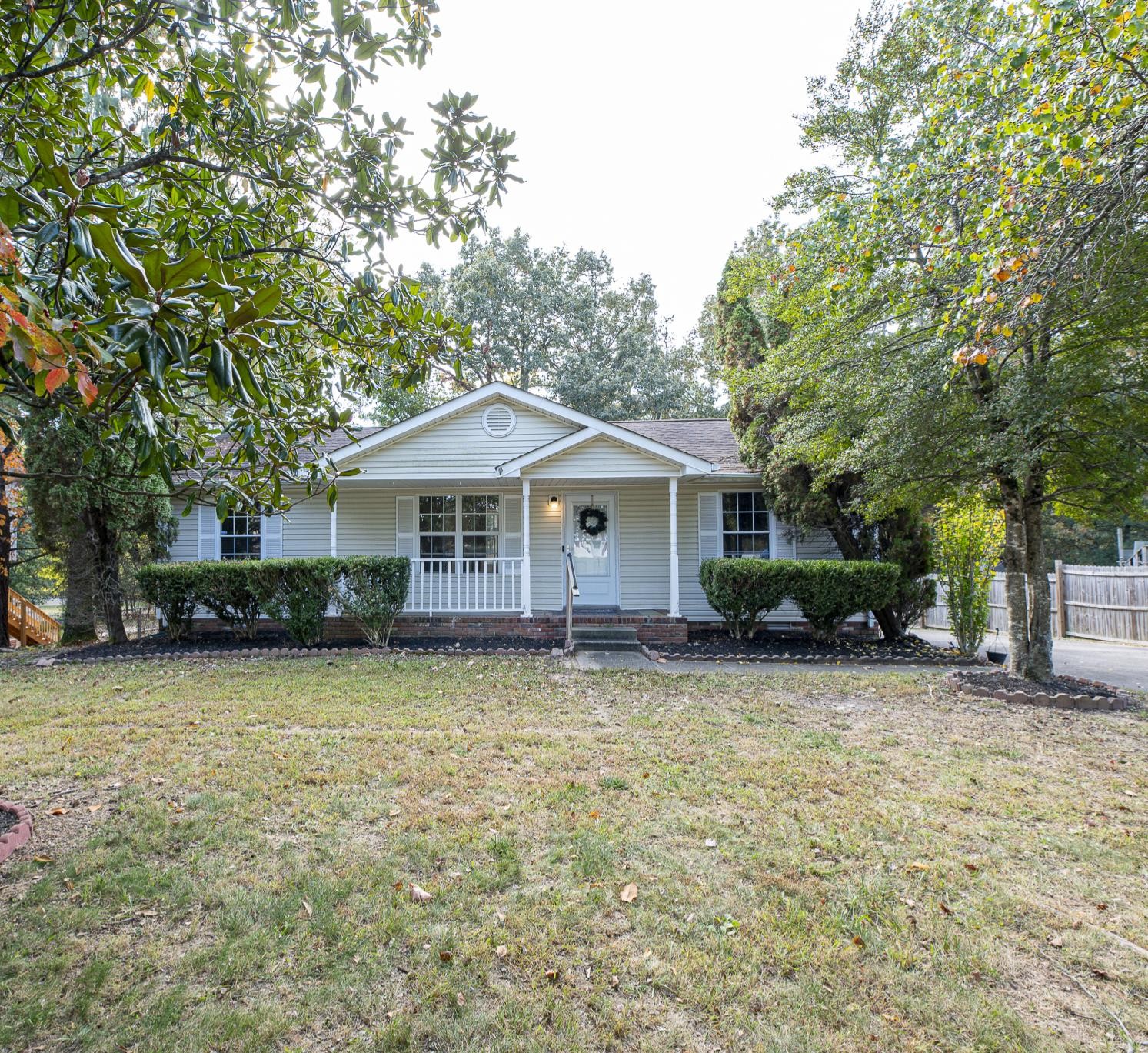 1054 Merritt Lewis Ln