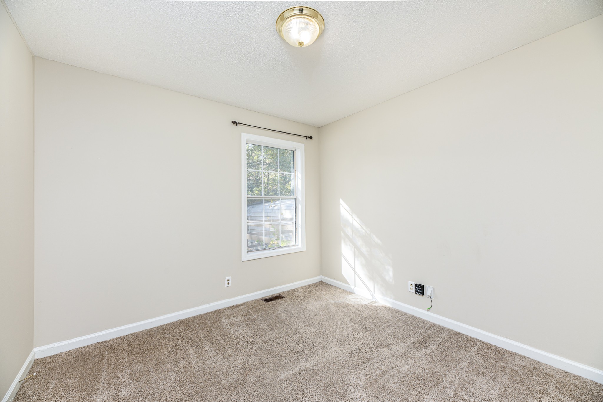 1054 Merritt Lewis Ln