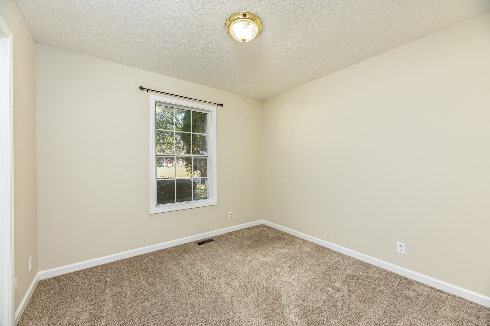 1054 Merritt Lewis Ln