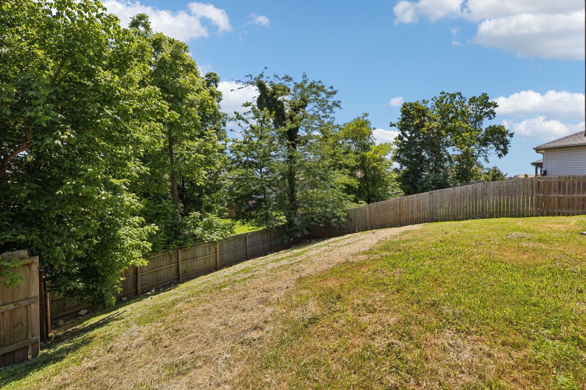 1262 Eagles View Dr