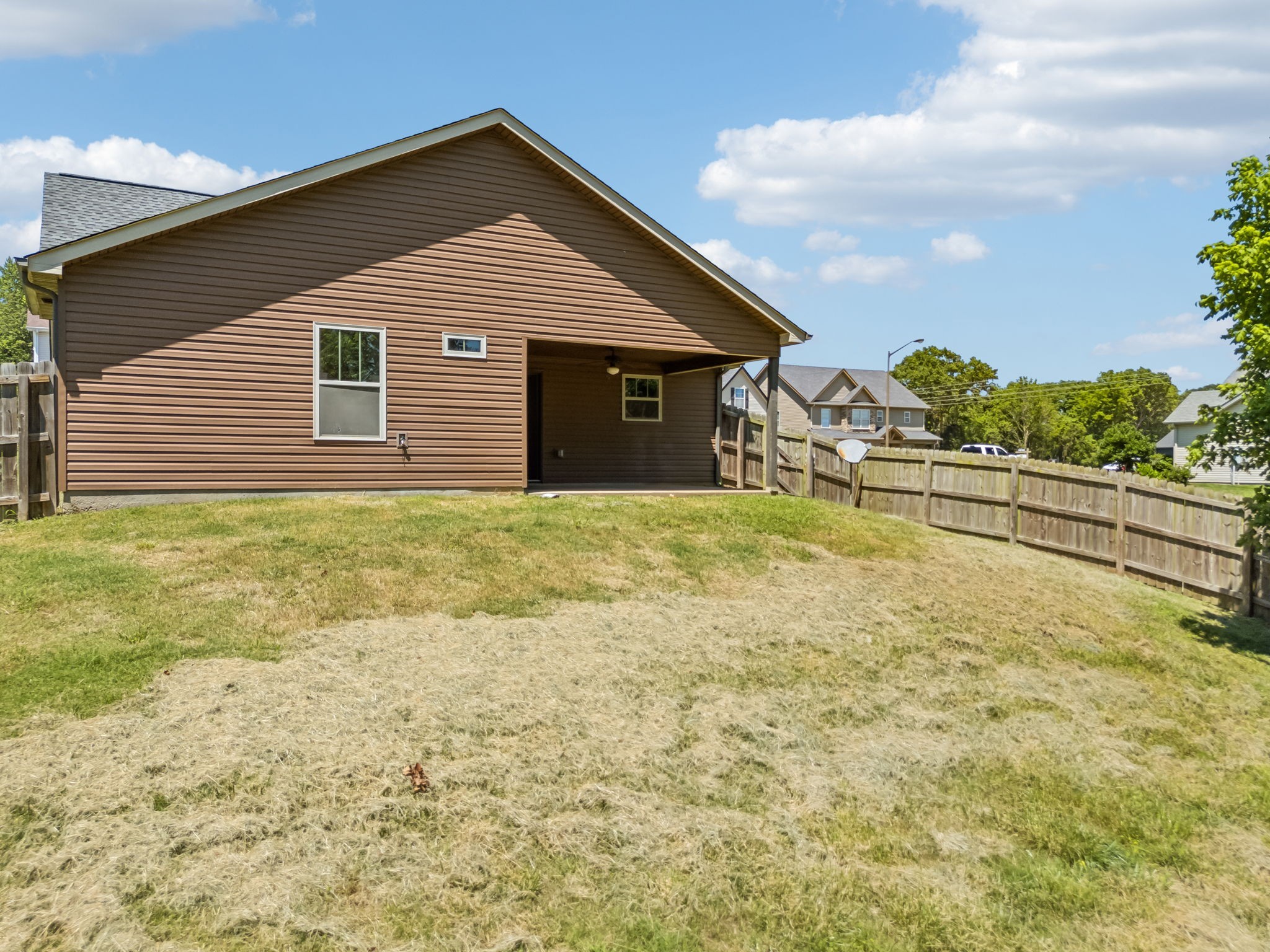 1262 Eagles View Dr
