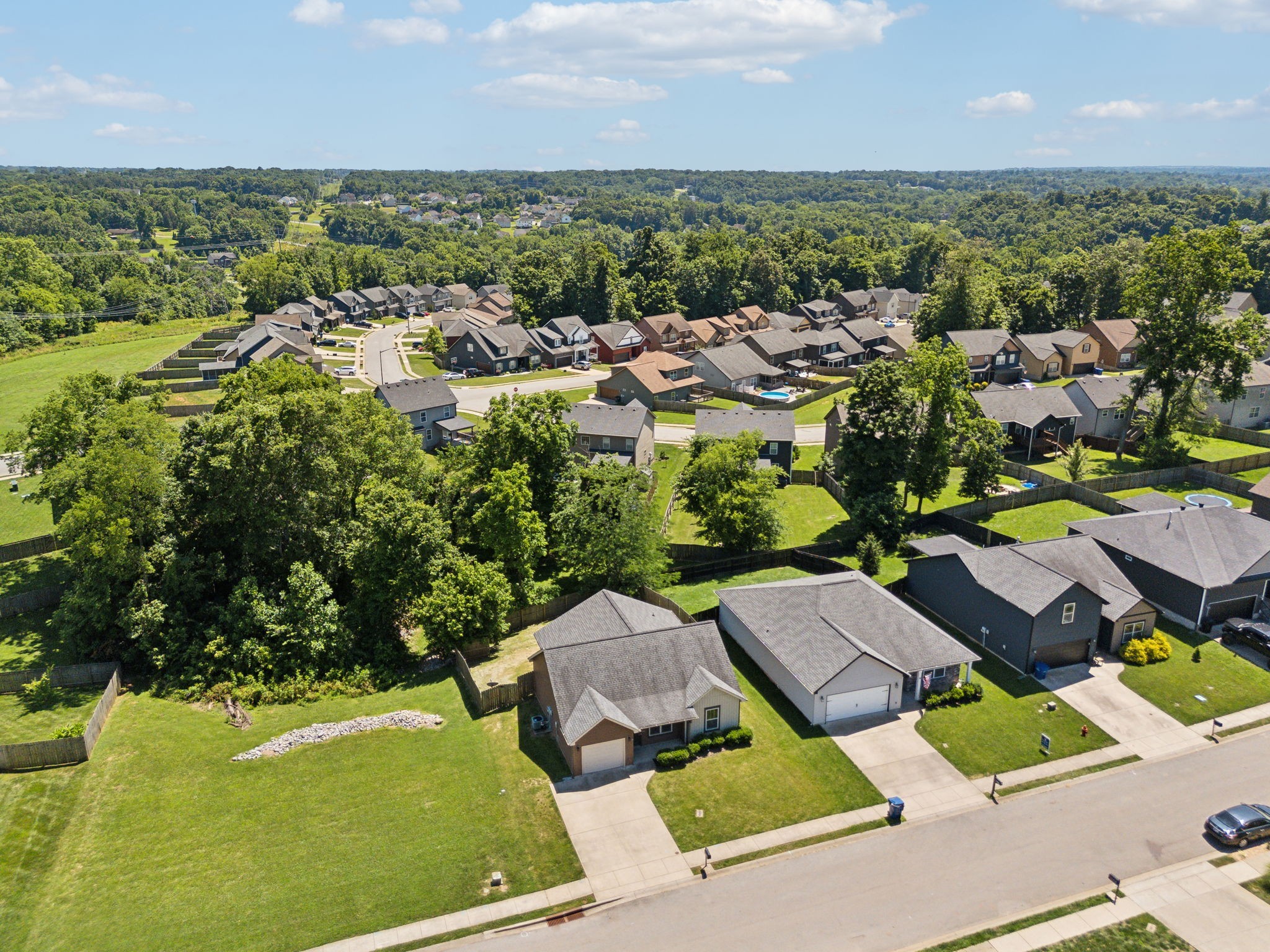 1262 Eagles View Dr