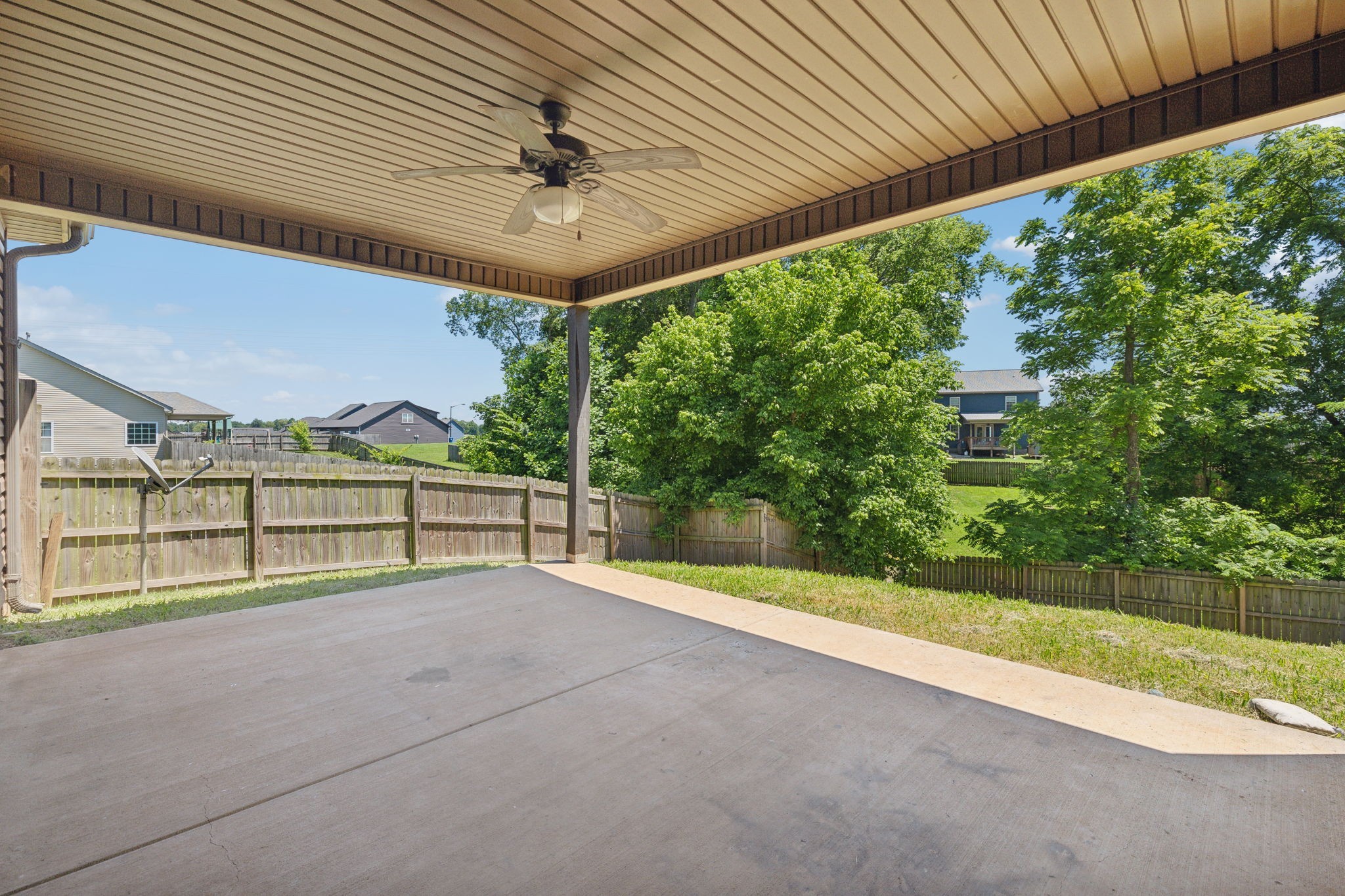 1262 Eagles View Dr