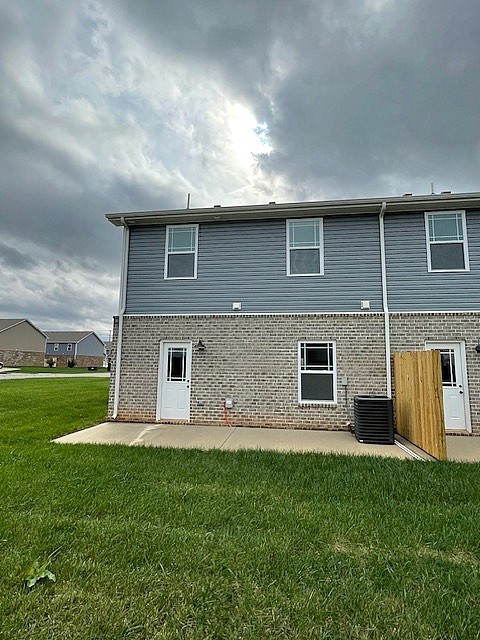 201 West Fallow Court