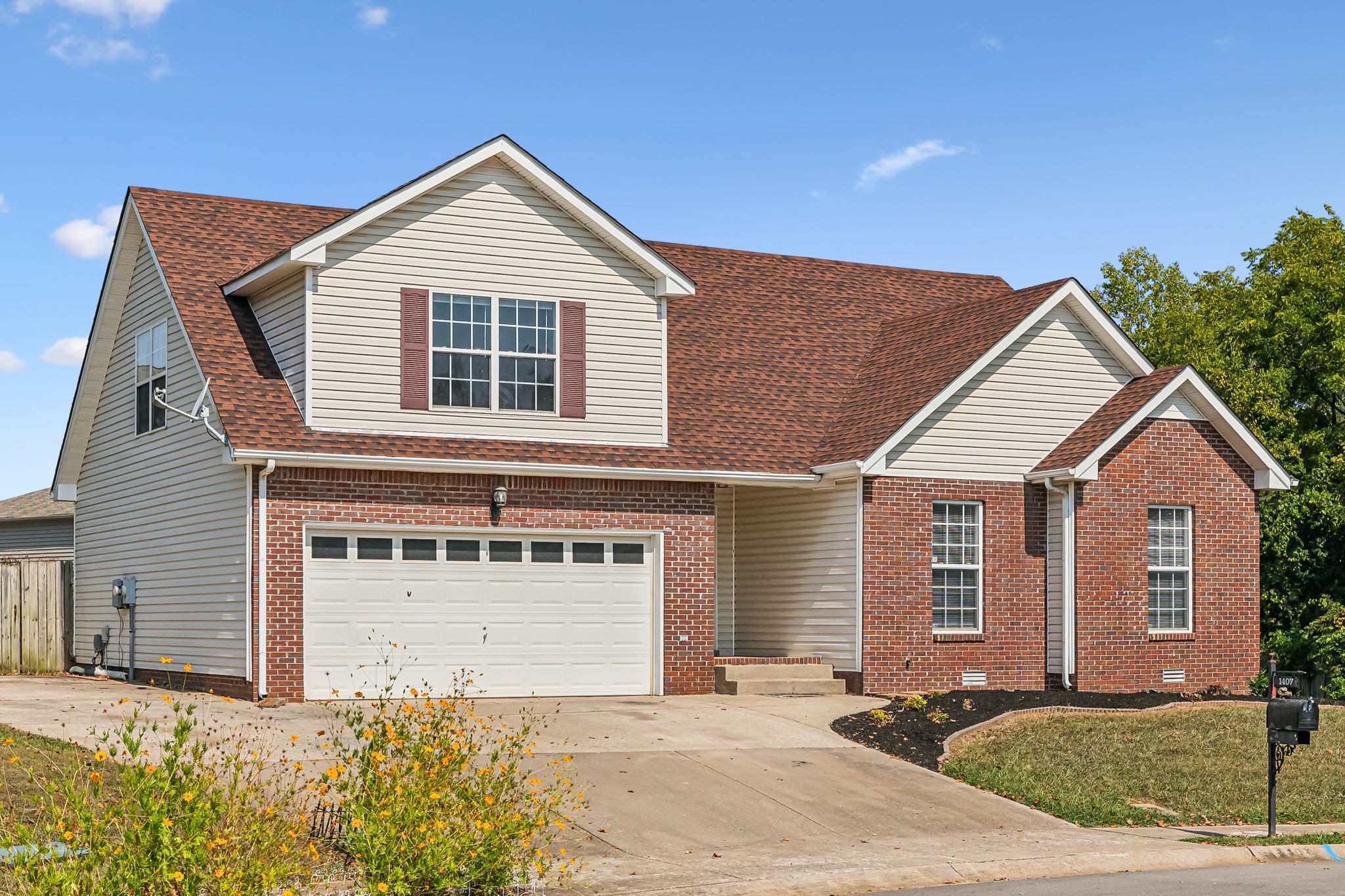 1407 Cedar Springs Cir
