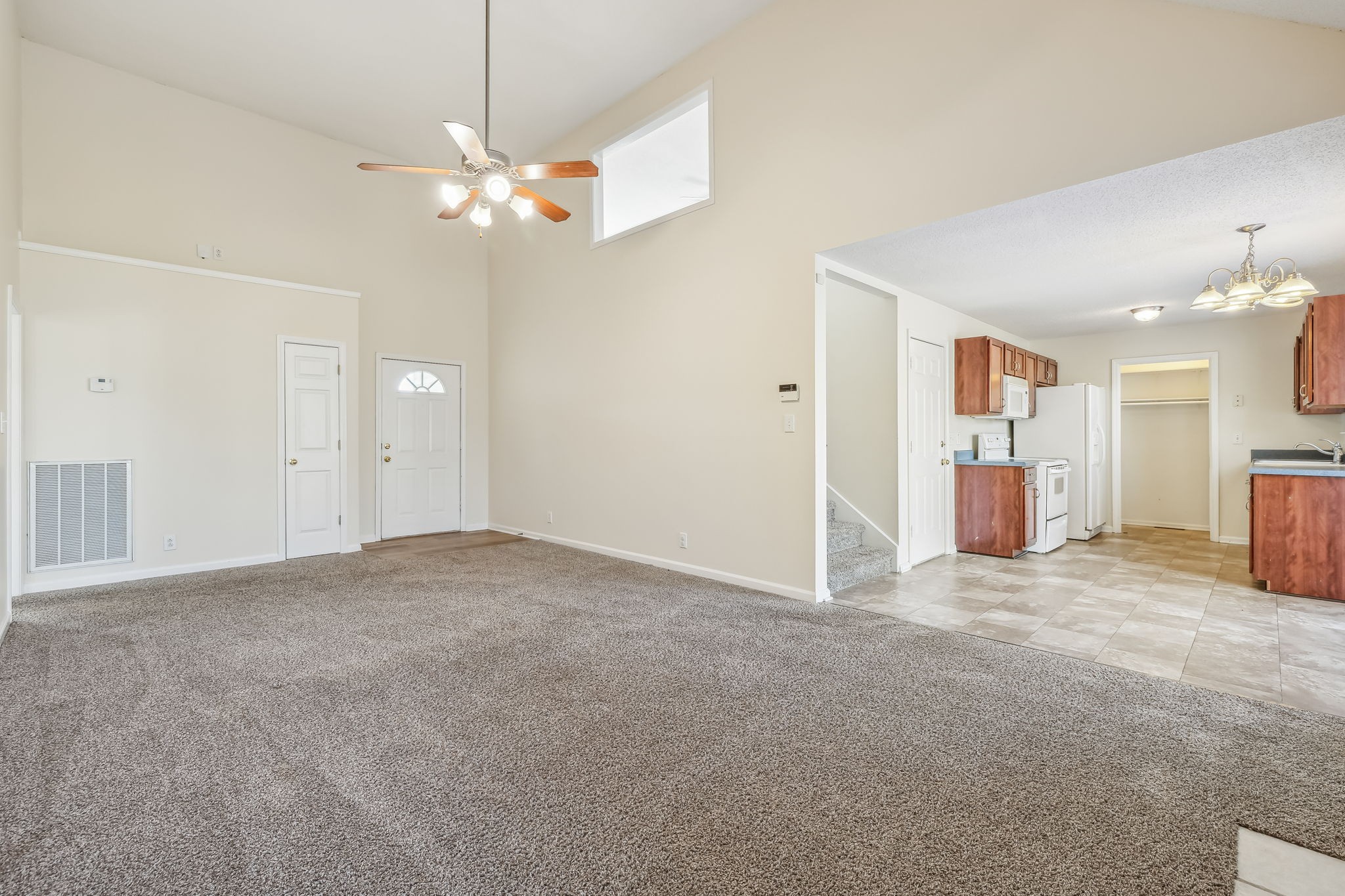 1407 Cedar Springs Cir