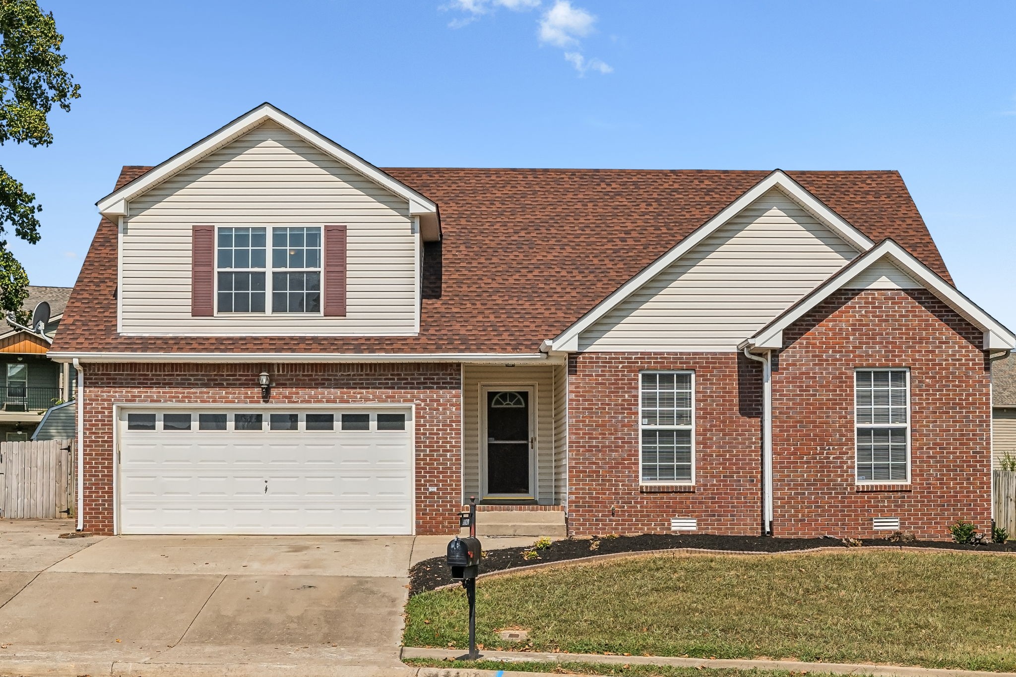 1407 Cedar Springs Cir