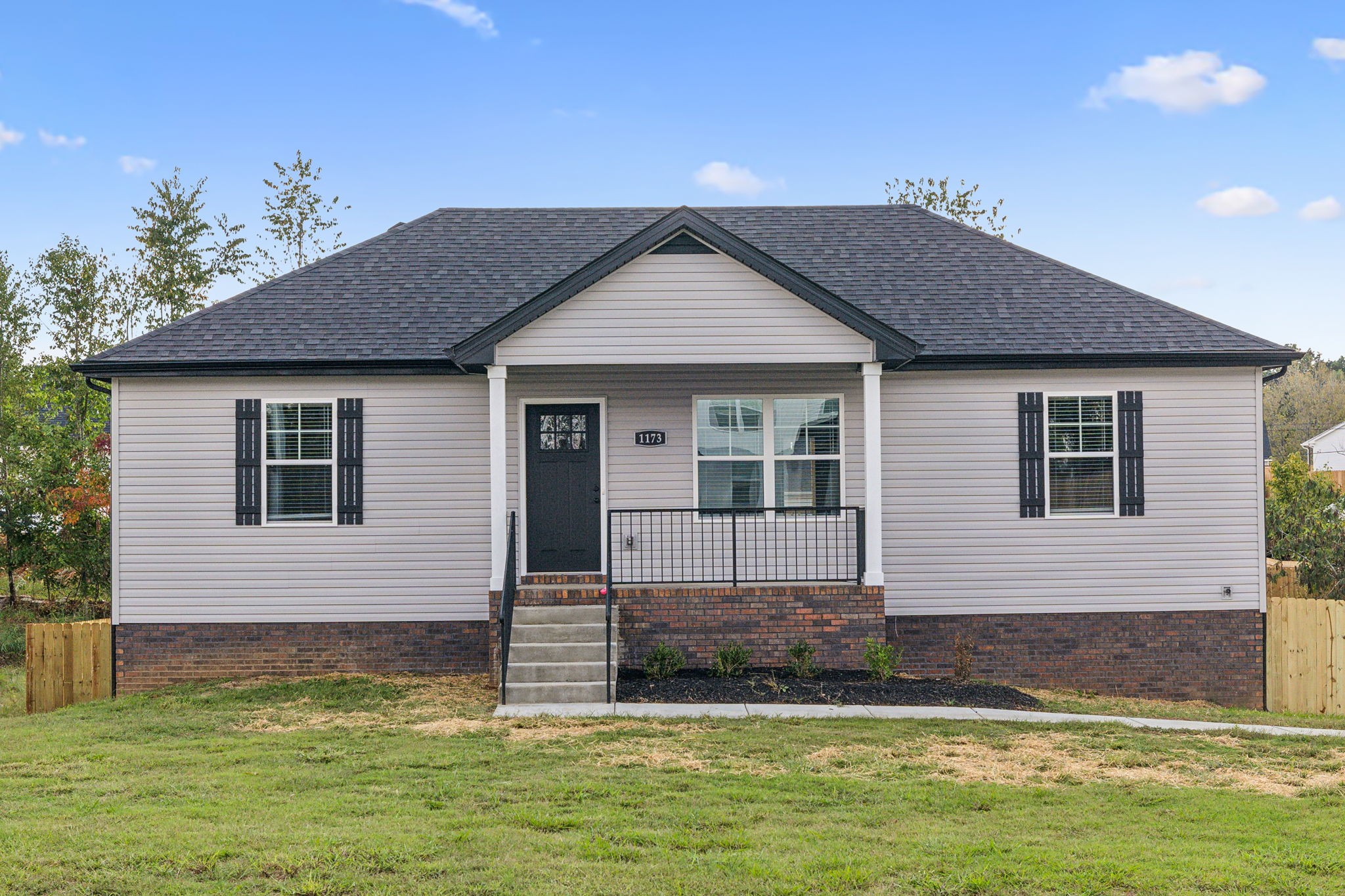 1173 Kendall Dr