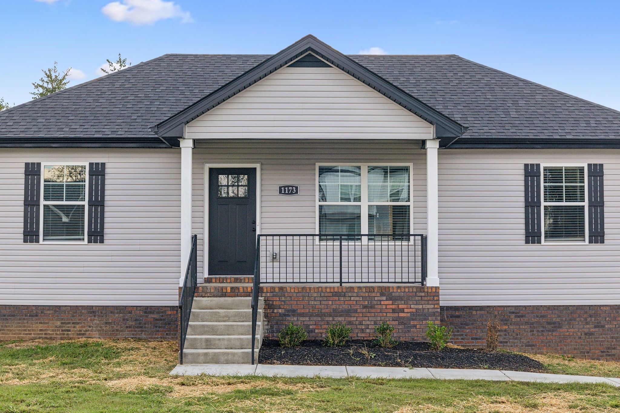 1173 Kendall Dr