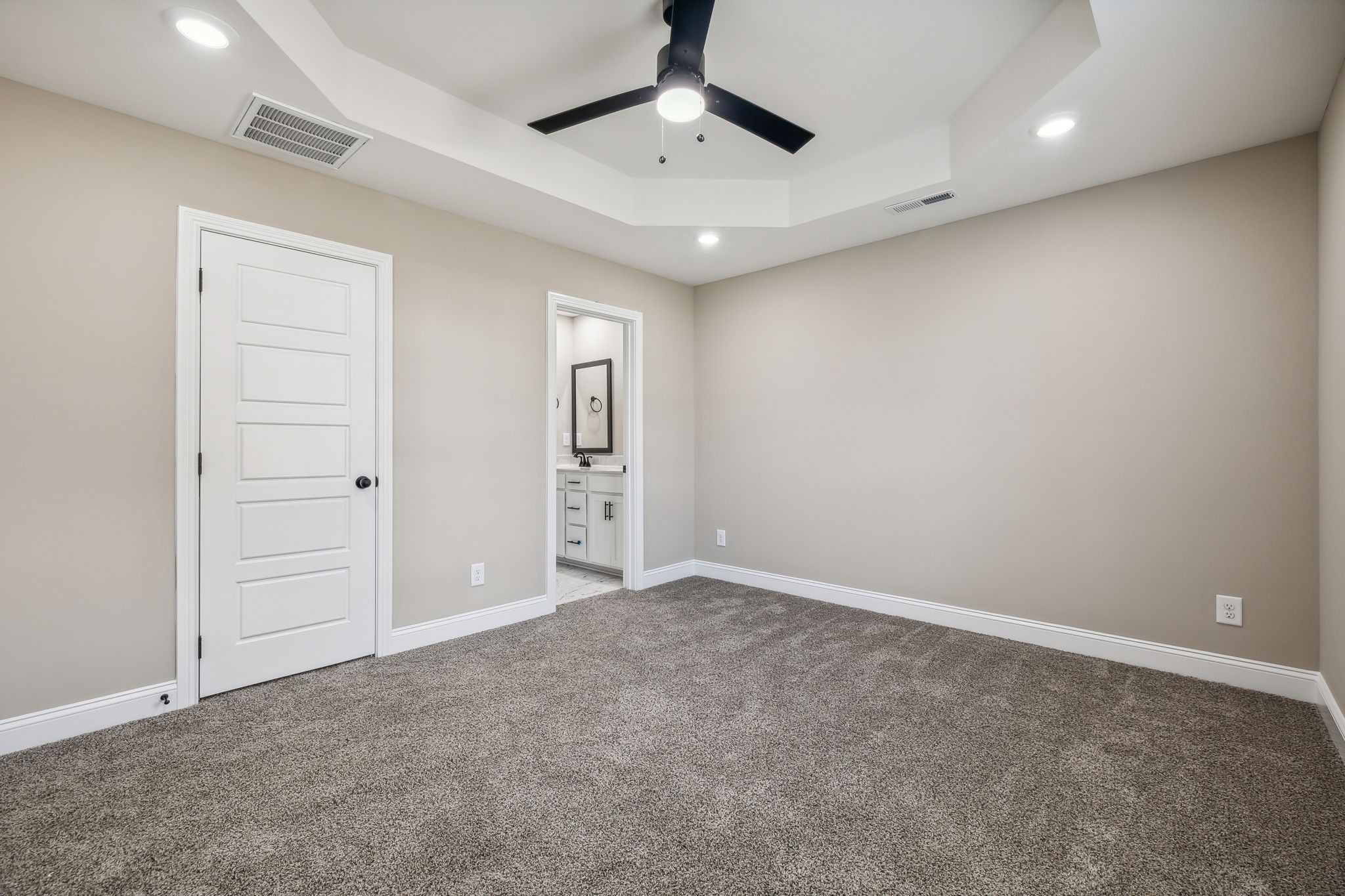 1173 Kendall Dr