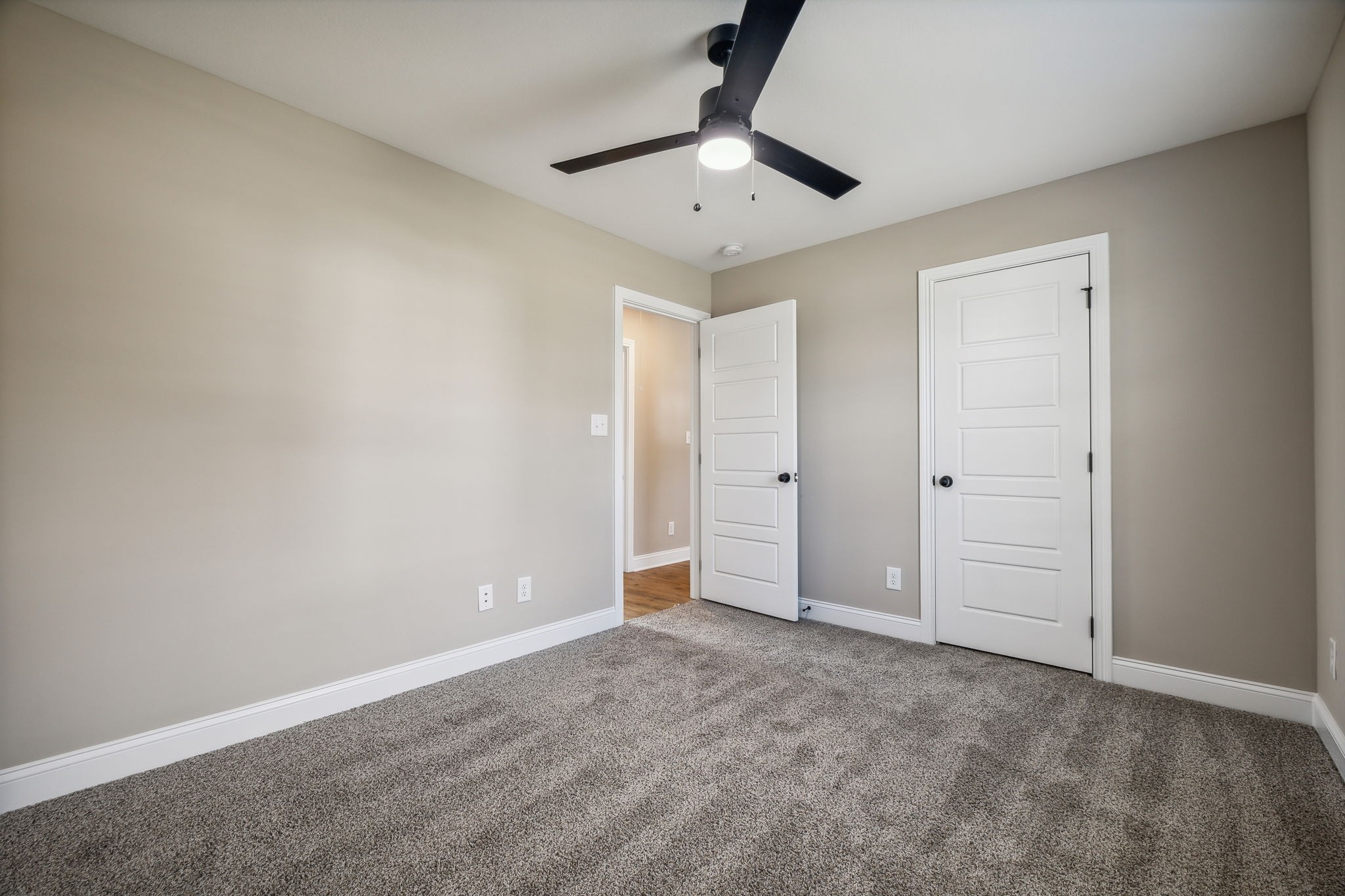 1173 Kendall Dr