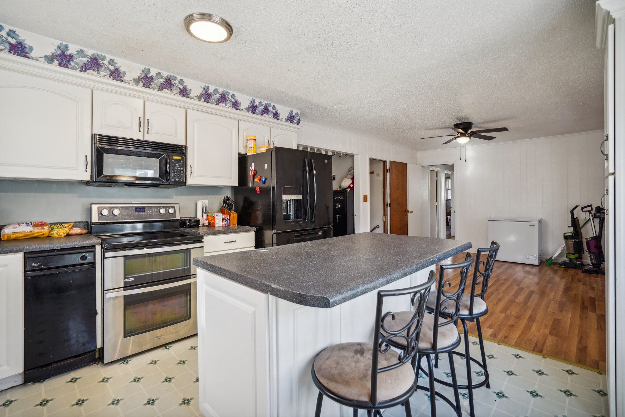 194 Haven Dr
