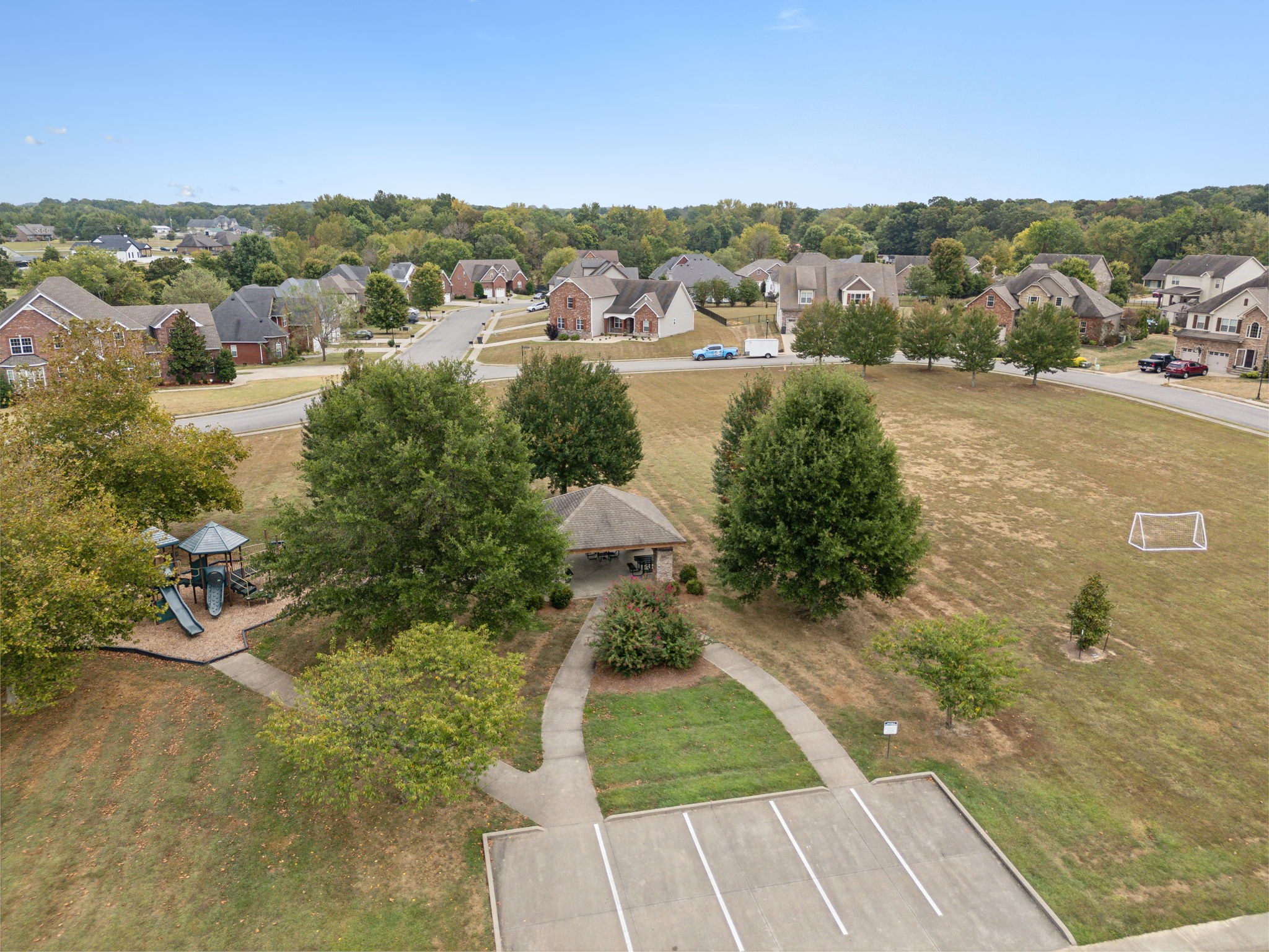 1049 Willow Cir