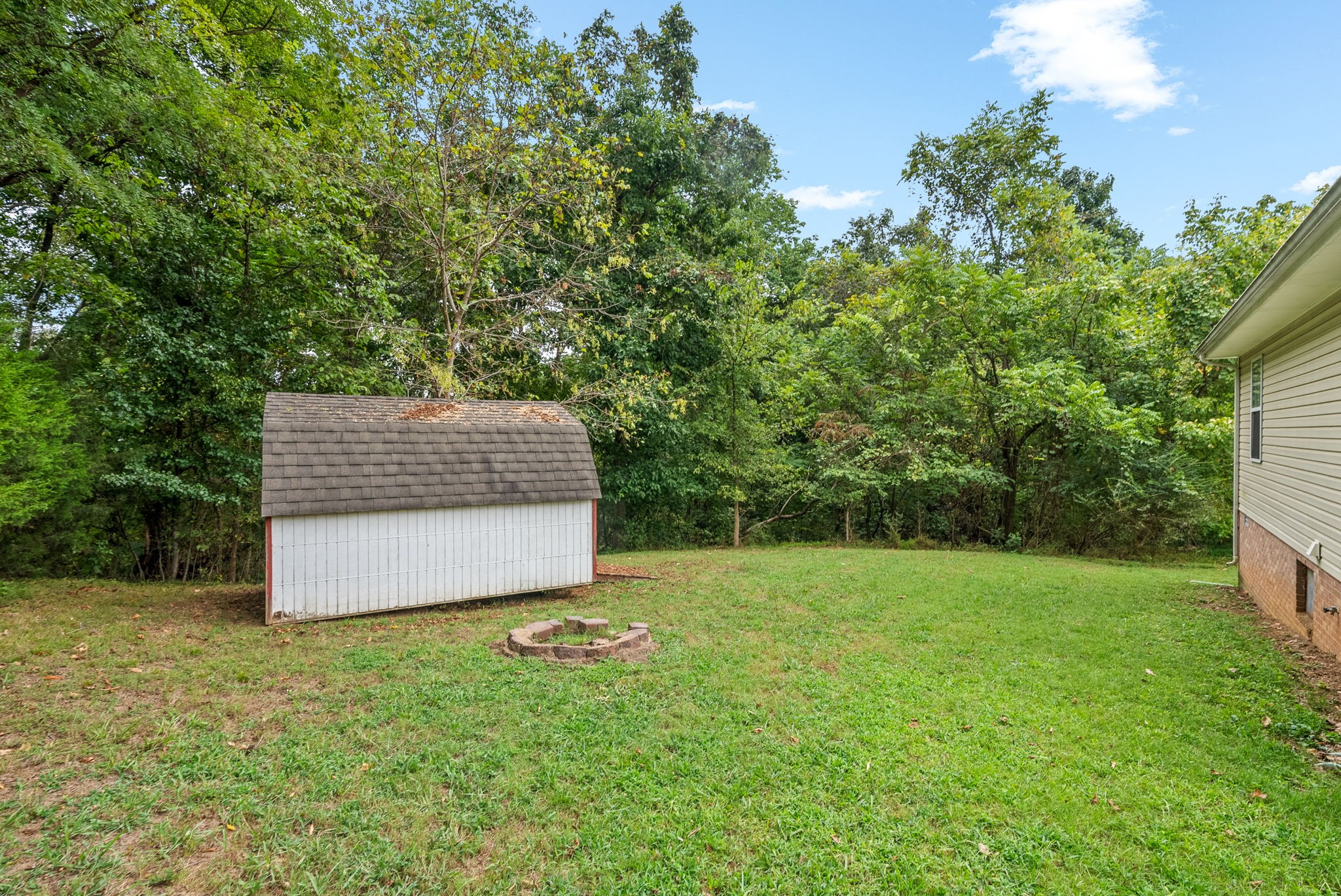 448 Victory Rd