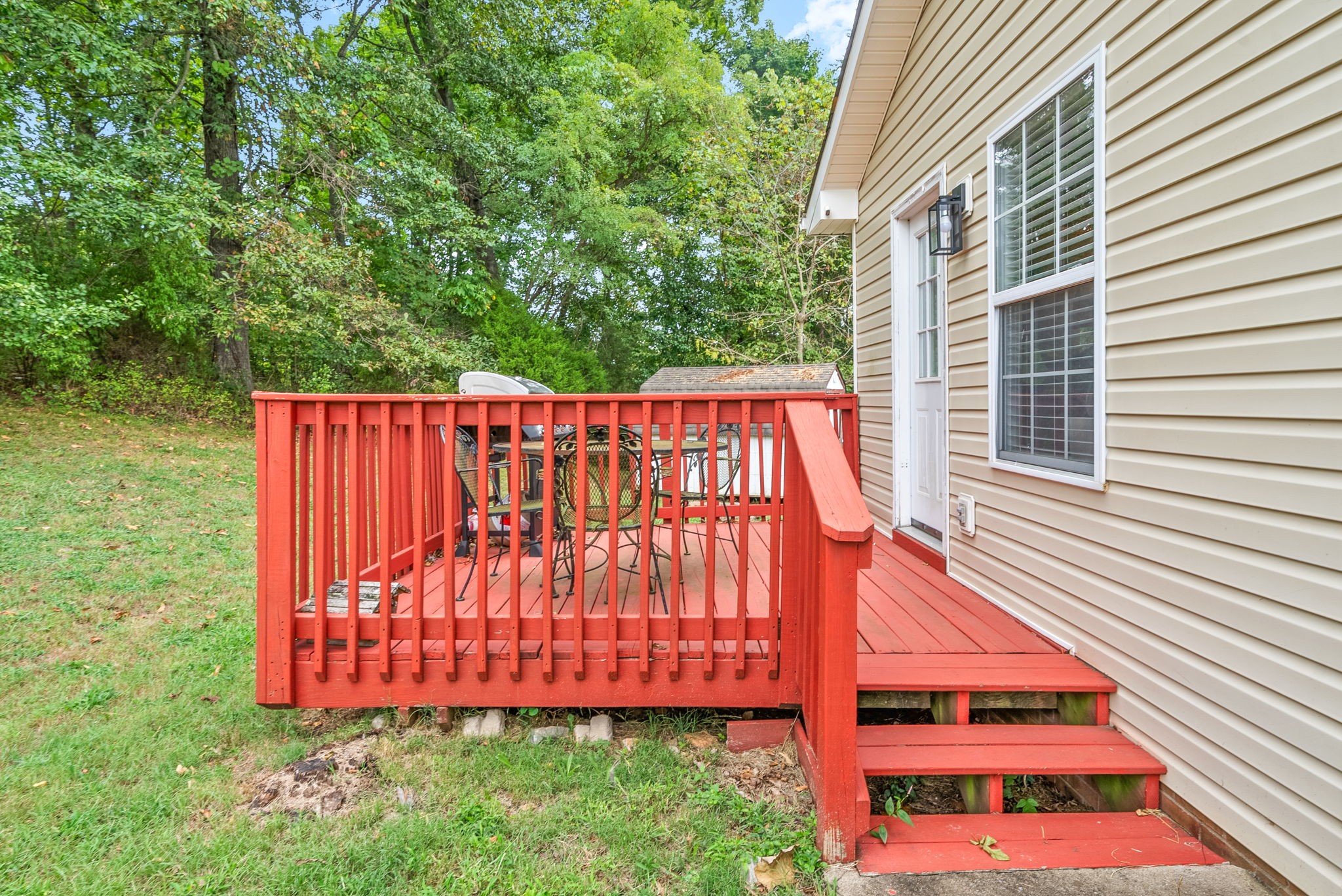 448 Victory Rd