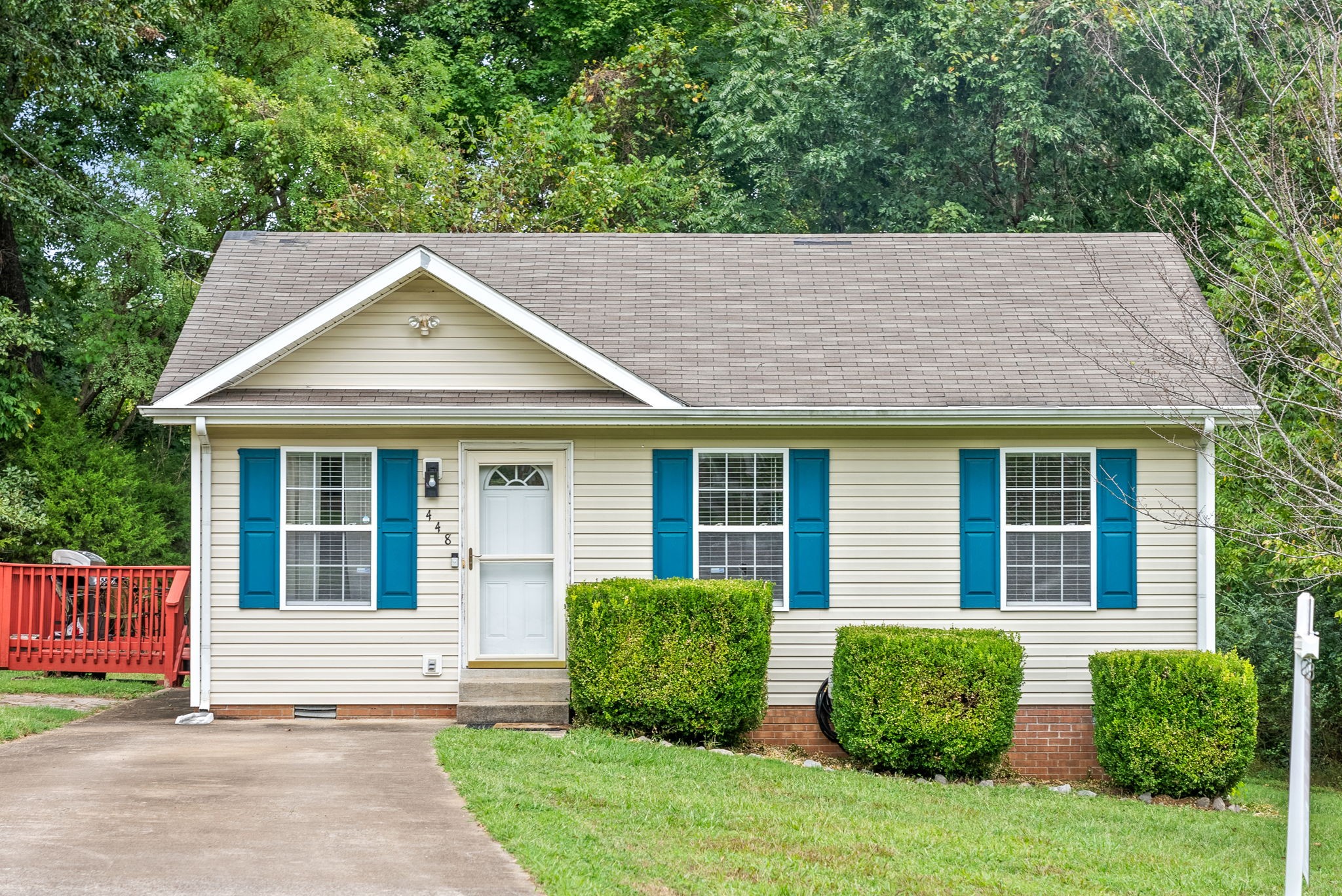 448 Victory Rd