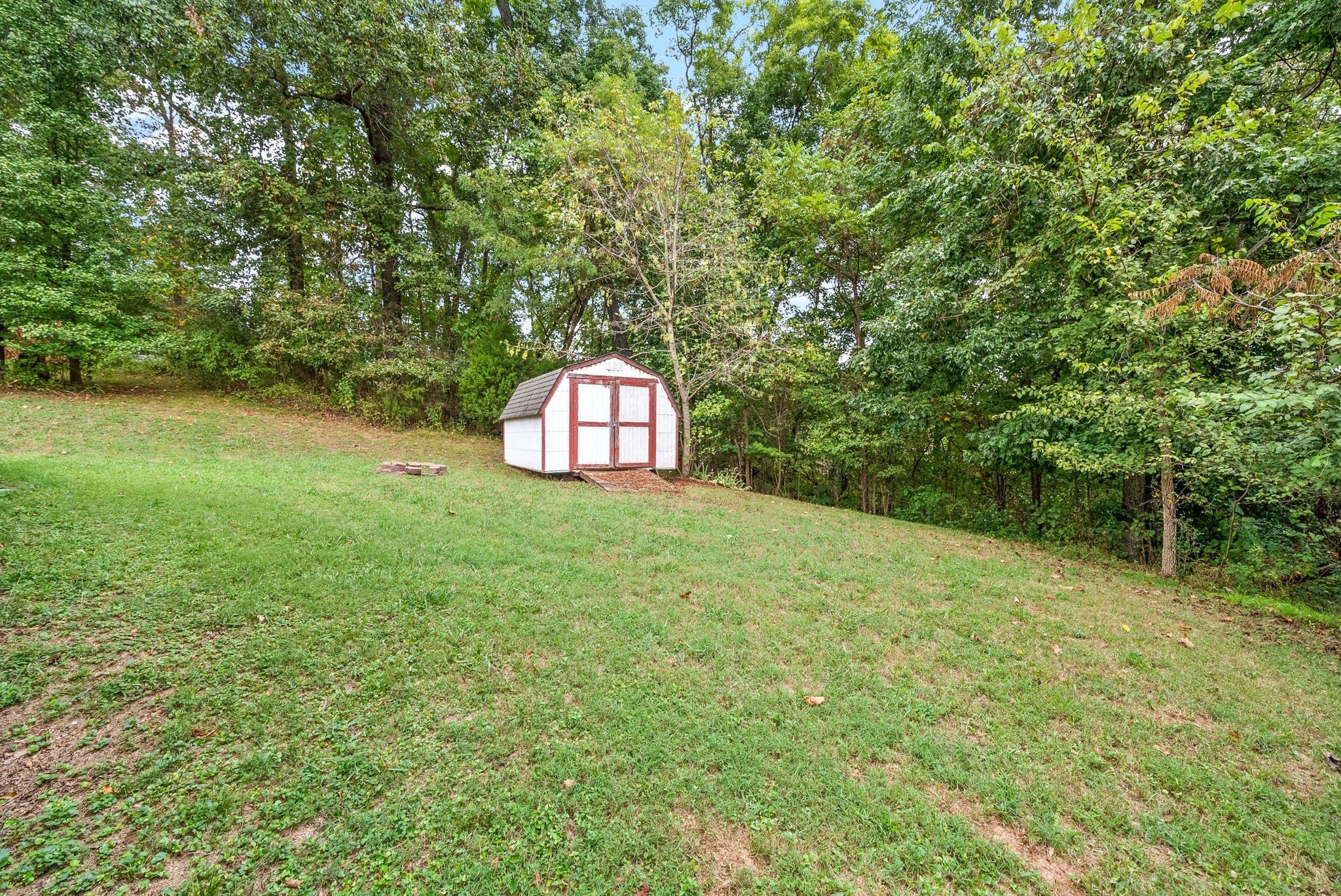448 Victory Rd