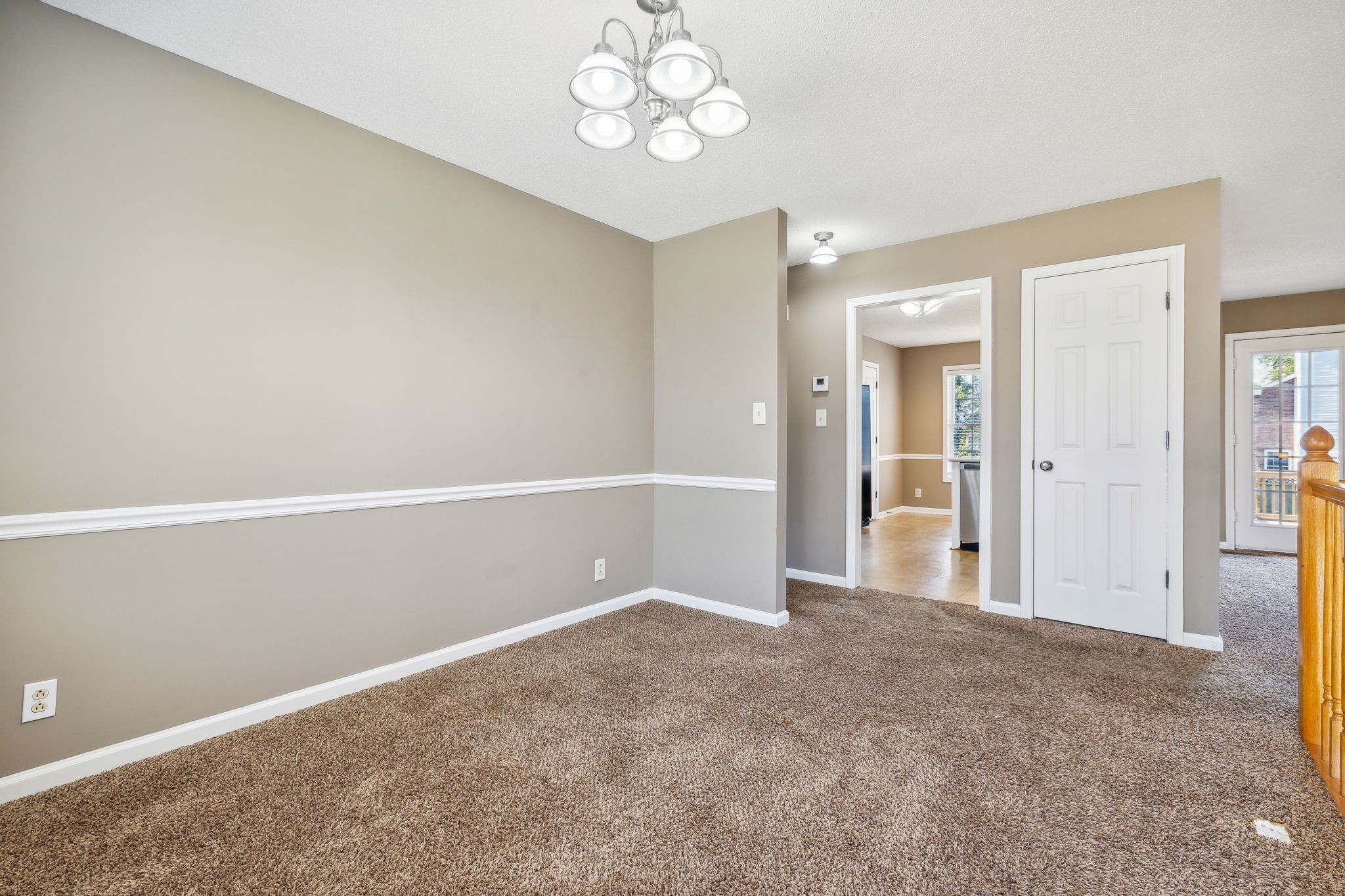 1368 Bluebonnet Dr