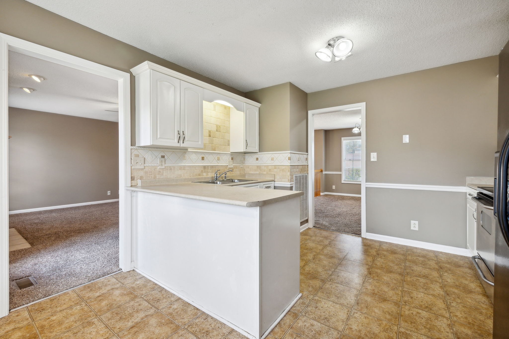 1368 Bluebonnet Dr
