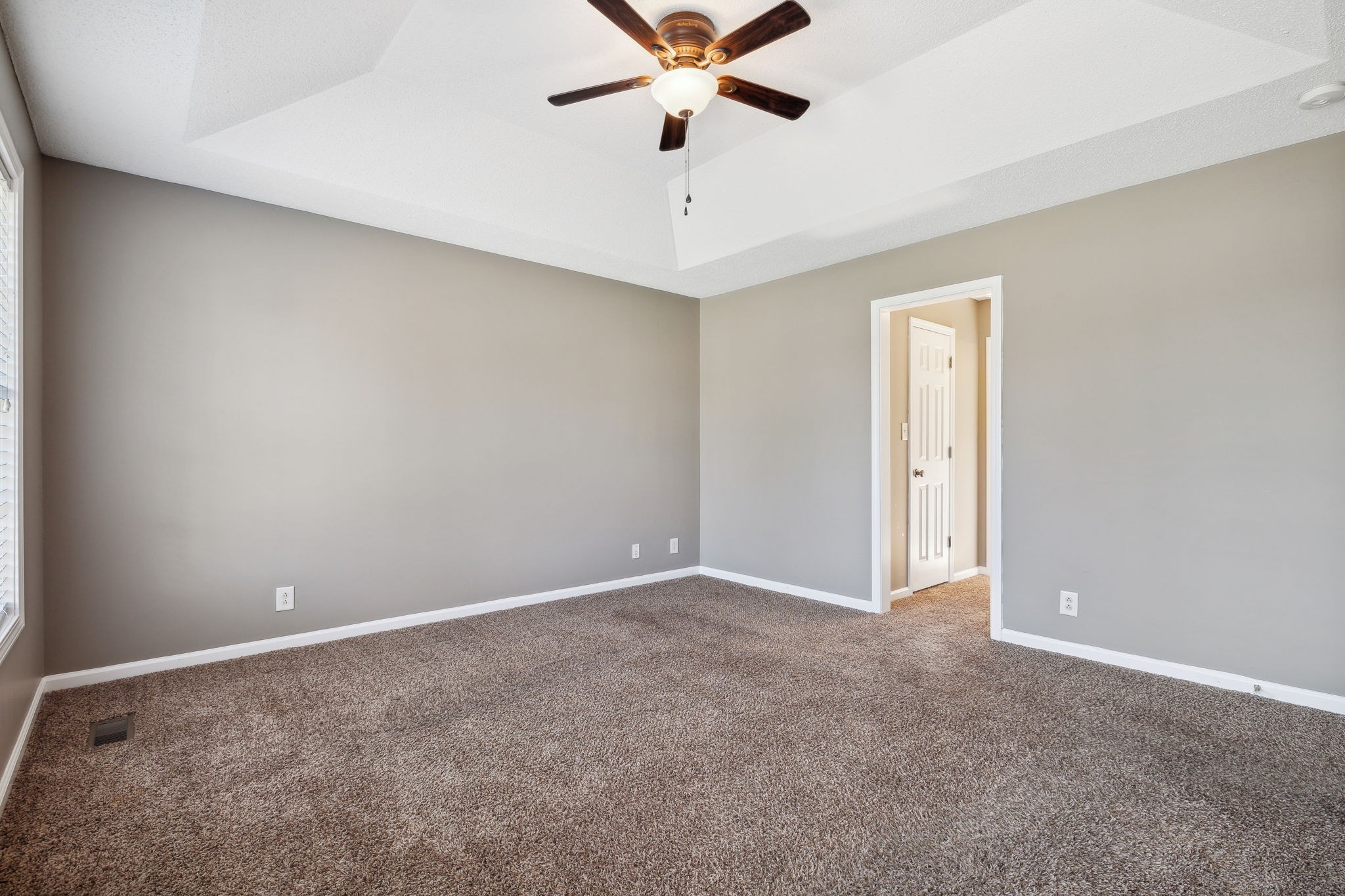 1368 Bluebonnet Dr
