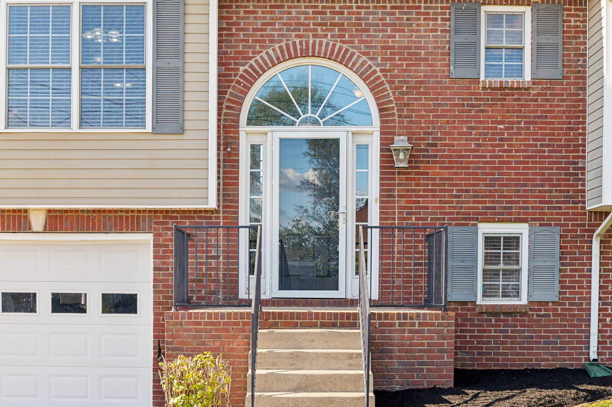 1368 Bluebonnet Dr
