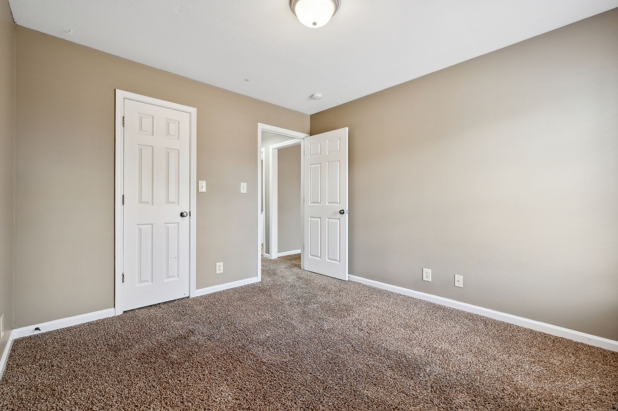 1368 Bluebonnet Dr