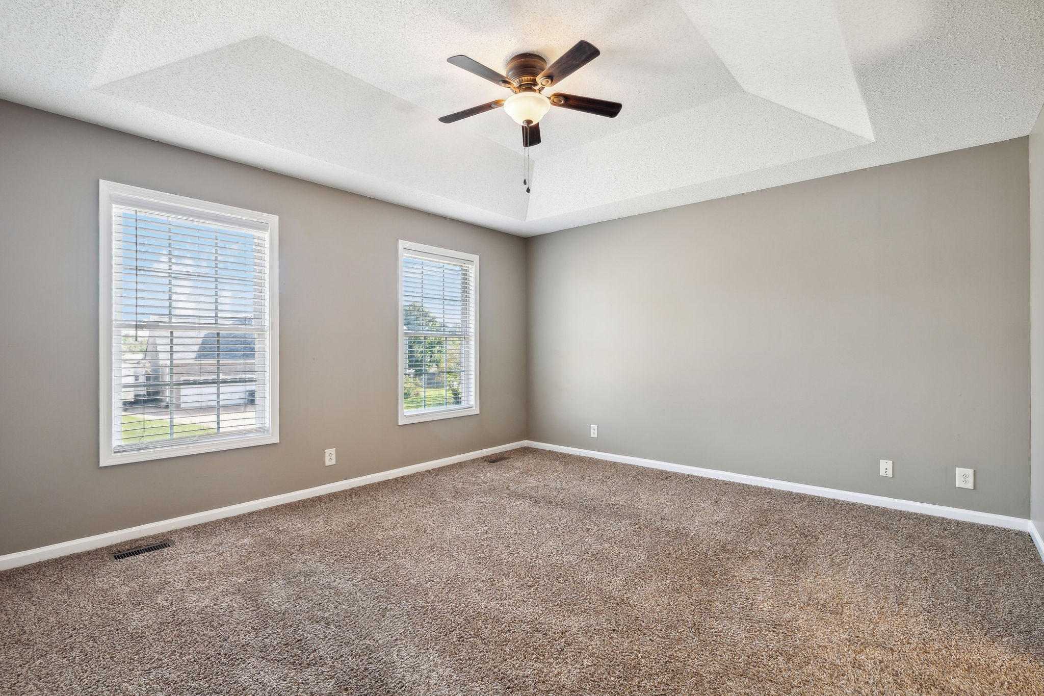 1368 Bluebonnet Dr