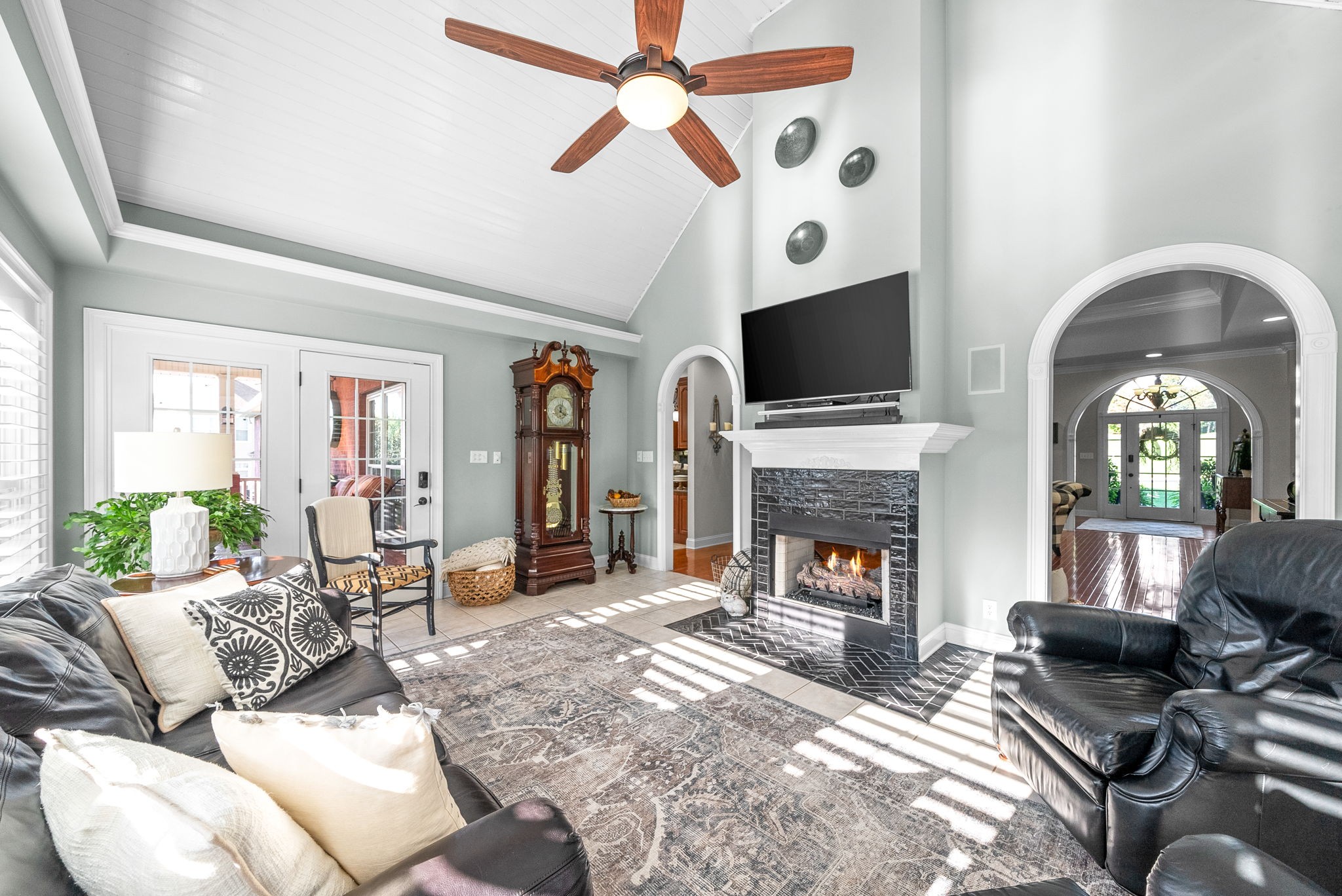 2869 Carriage Way