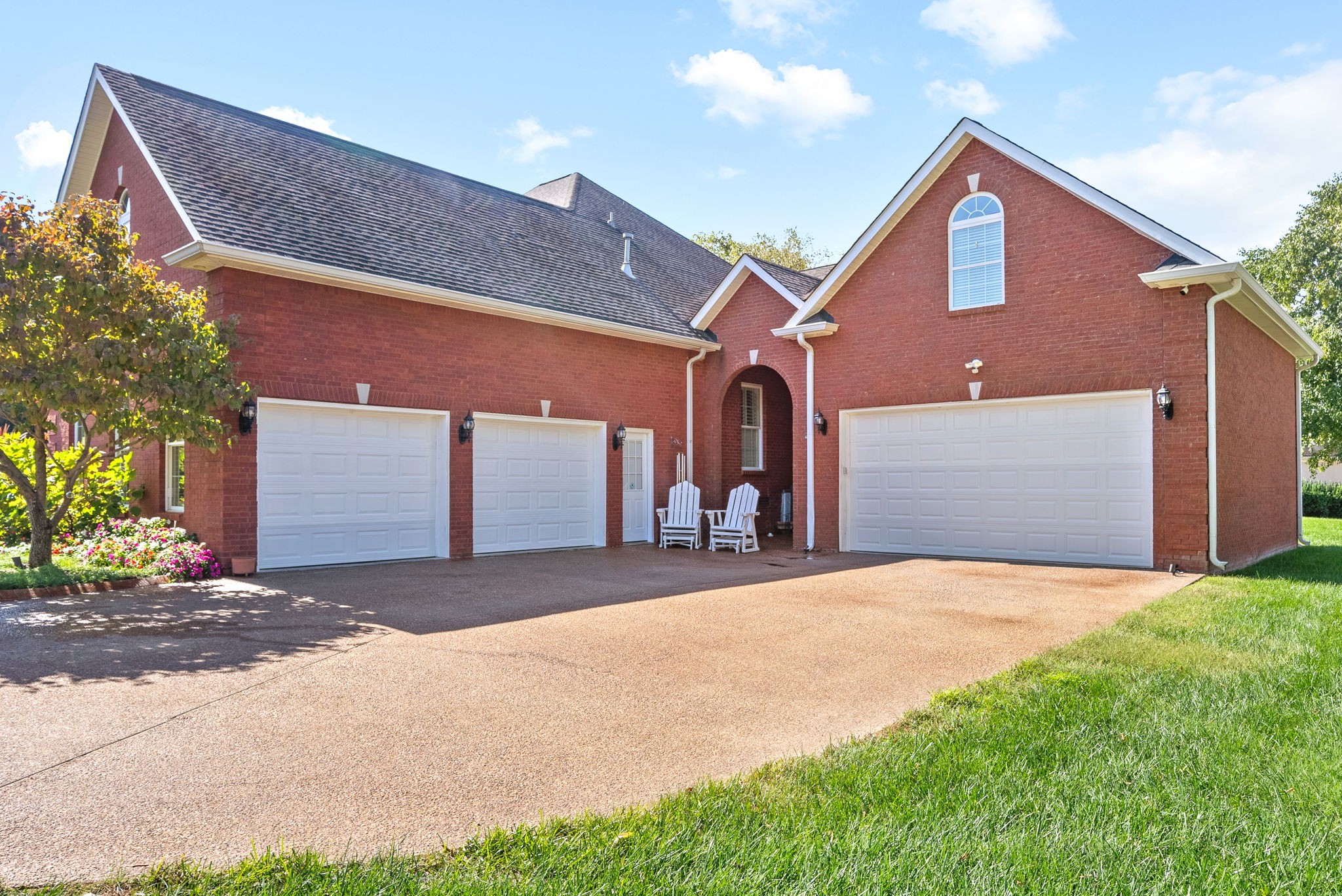 2869 Carriage Way