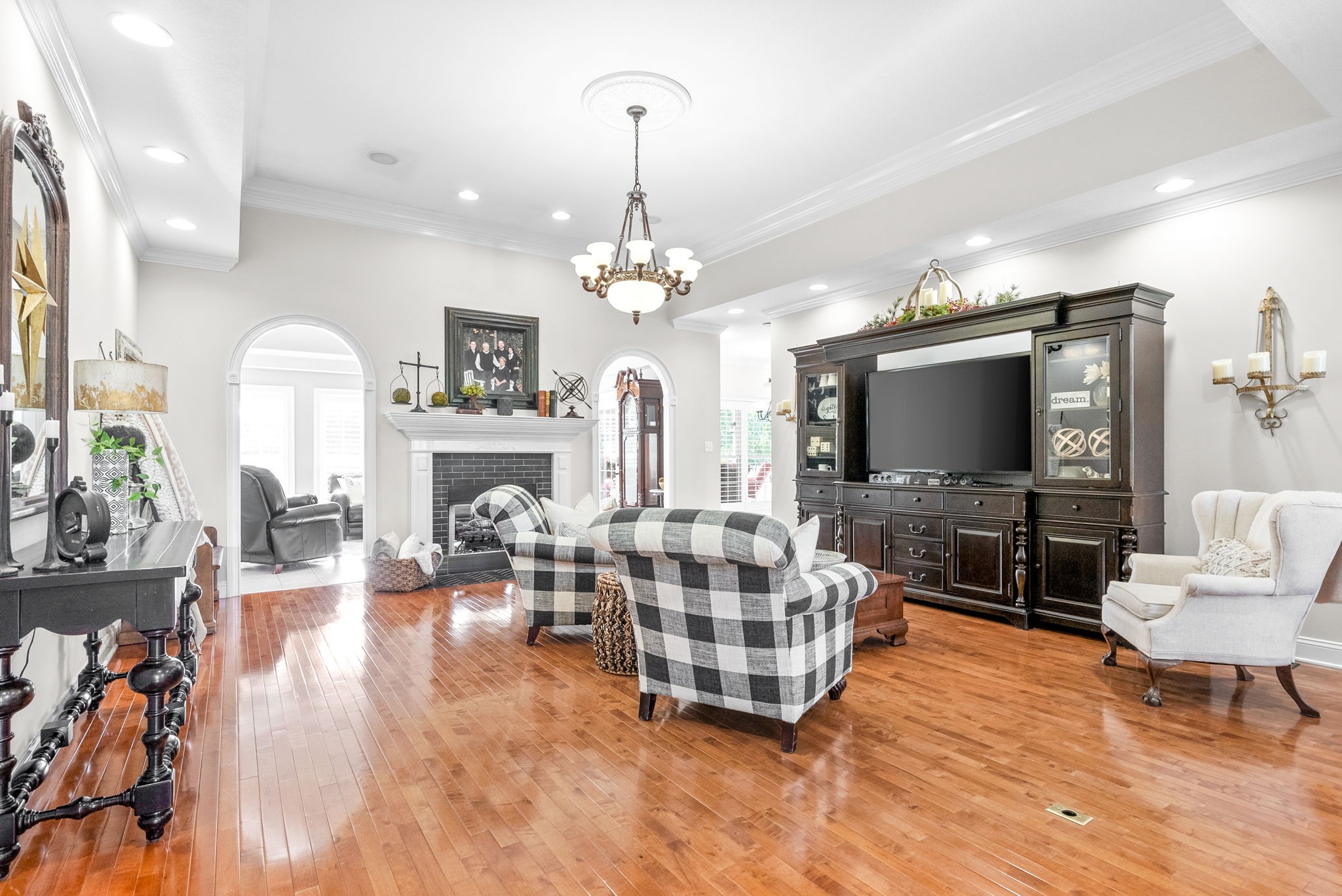 2869 Carriage Way