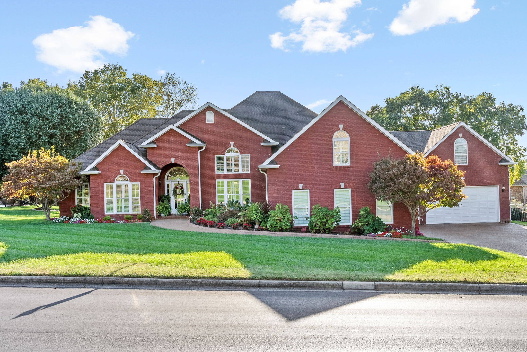 2869 Carriage Way