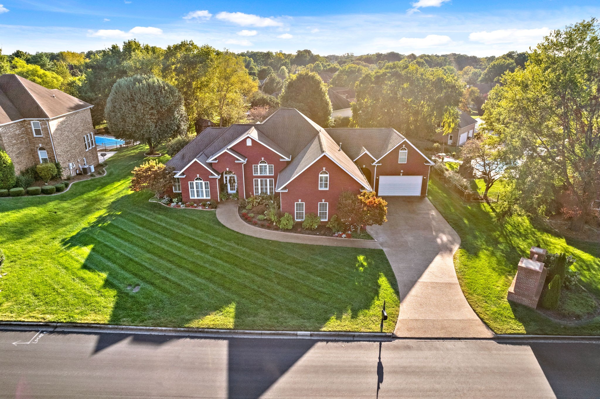 2869 Carriage Way